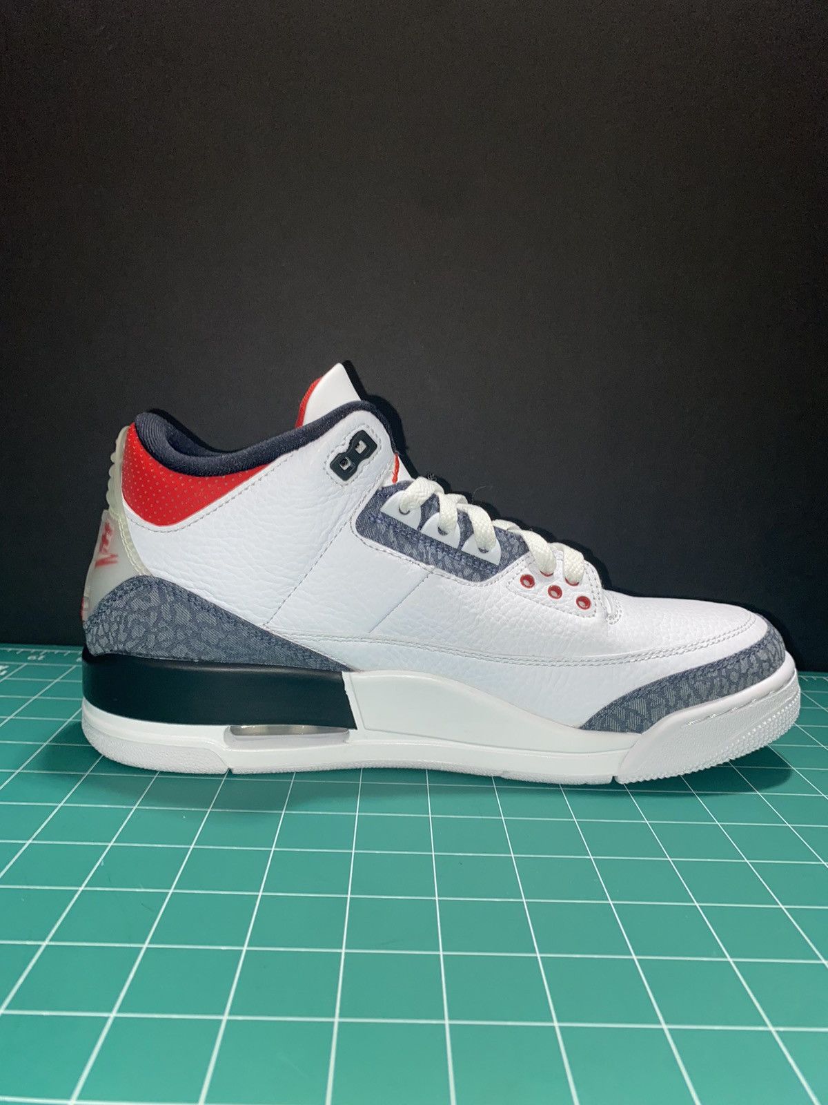 Jordan Brand × Nike Air Jordan 3 SE-T 'Fire Red' Japan Exclusive Size US 9.5 / EU 42-43 - 3 Thumbnail