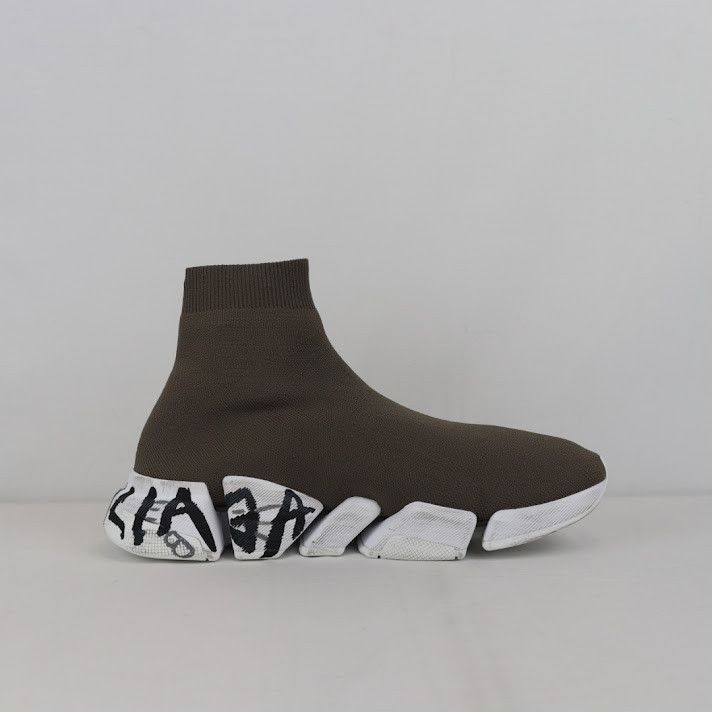 Balenciaga o1rshd1 Speed 2.0 LT Rec Knit Graffiti Sole in Taupe Size US 9 / EU 42 - 3 Thumbnail