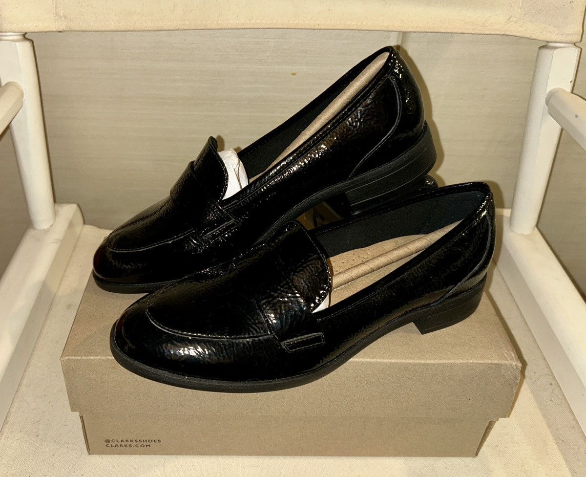 Clarks Clarks “Trish Willow” Patent Leather Loafer – Size 9 Size US 9 / IT 39 - 2 Thumbnail