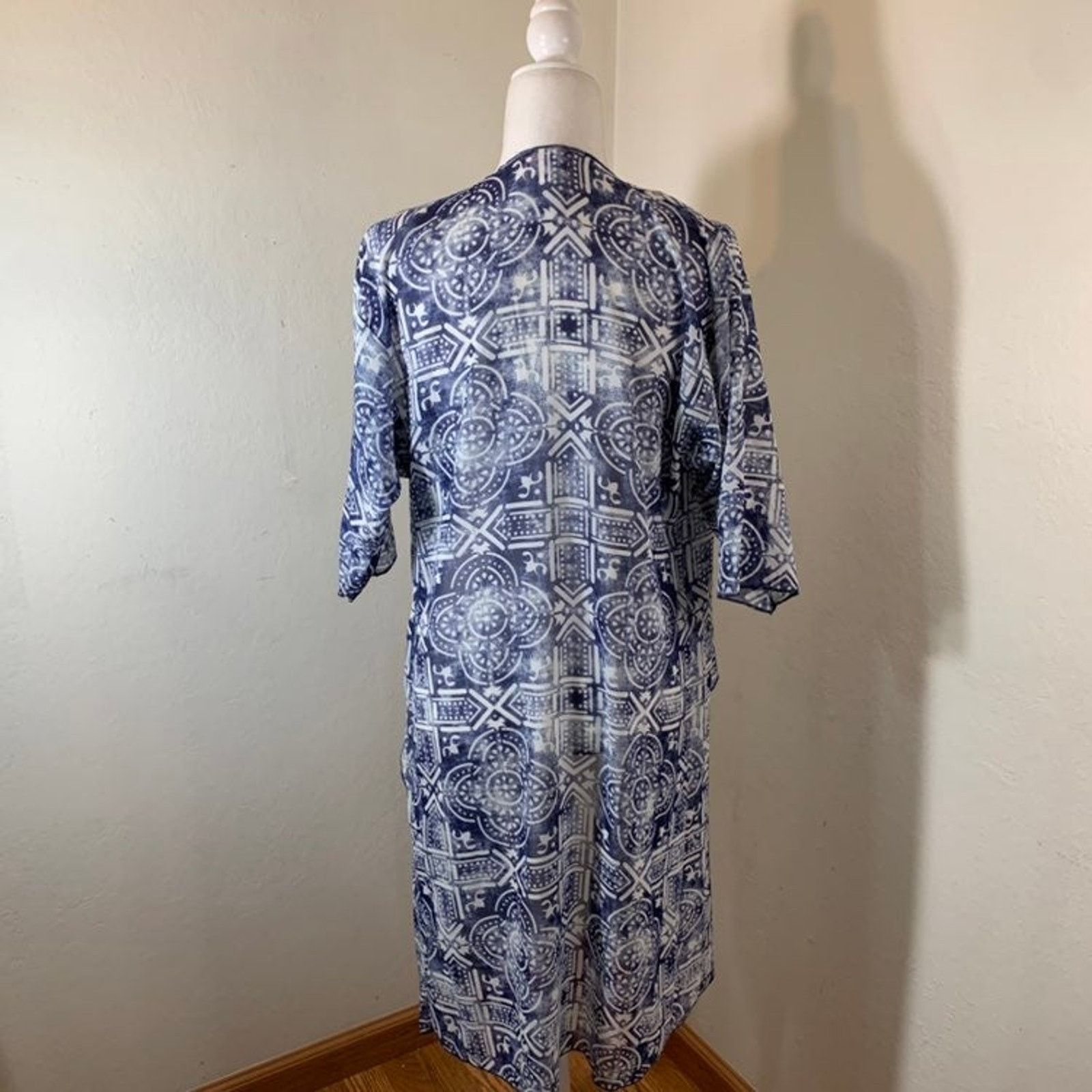 Other Lulu and Roo Kimono Blur Wraps / Cardigan size S Size S / US 4 / IT 40 - 8 Thumbnail