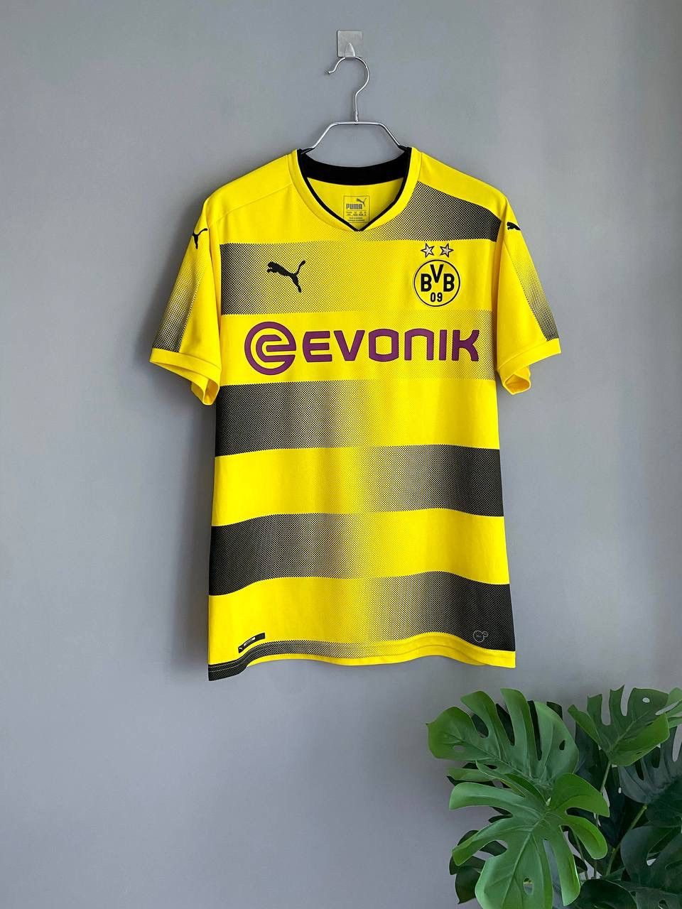 Puma FC Borussia Dortmund 2017/18 Home Soccer Jersey #11 REUS, M Size US M / EU 48-50 / 2 - 1 Thumbnail
