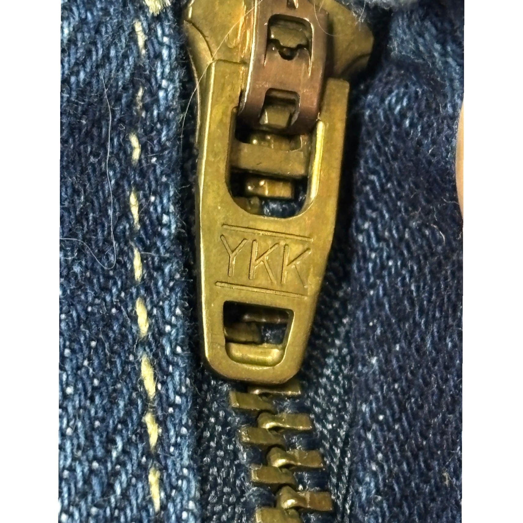 7 For All Mankind 7 For All Mankind Cropped Gwenevere Jeans Women's 30 Dark Wash Denim Slim Mid Rise Zip Button Pockets Stretch Cropped Jeans Women Size 30" / US 8 / IT 44 - 3 Thumbnail