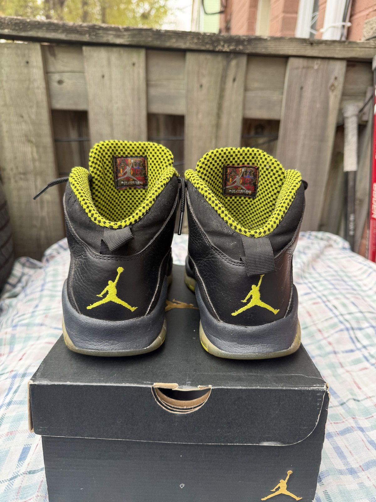 Jordan Brand Jordan 10 Retro Venom Size US 8.5 / EU 41-42 - 3 Thumbnail