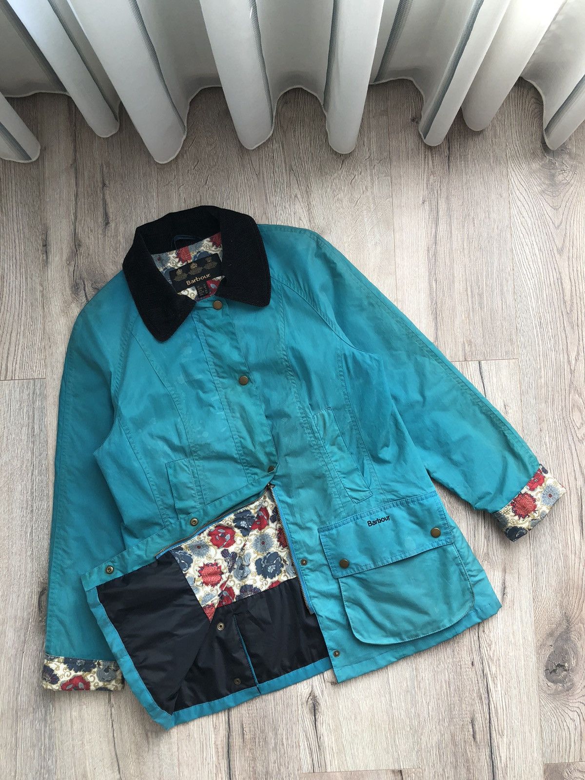 Barbour Barbour Flyweight Liberty Beadnell Art Fabric Waxed Jacket ...