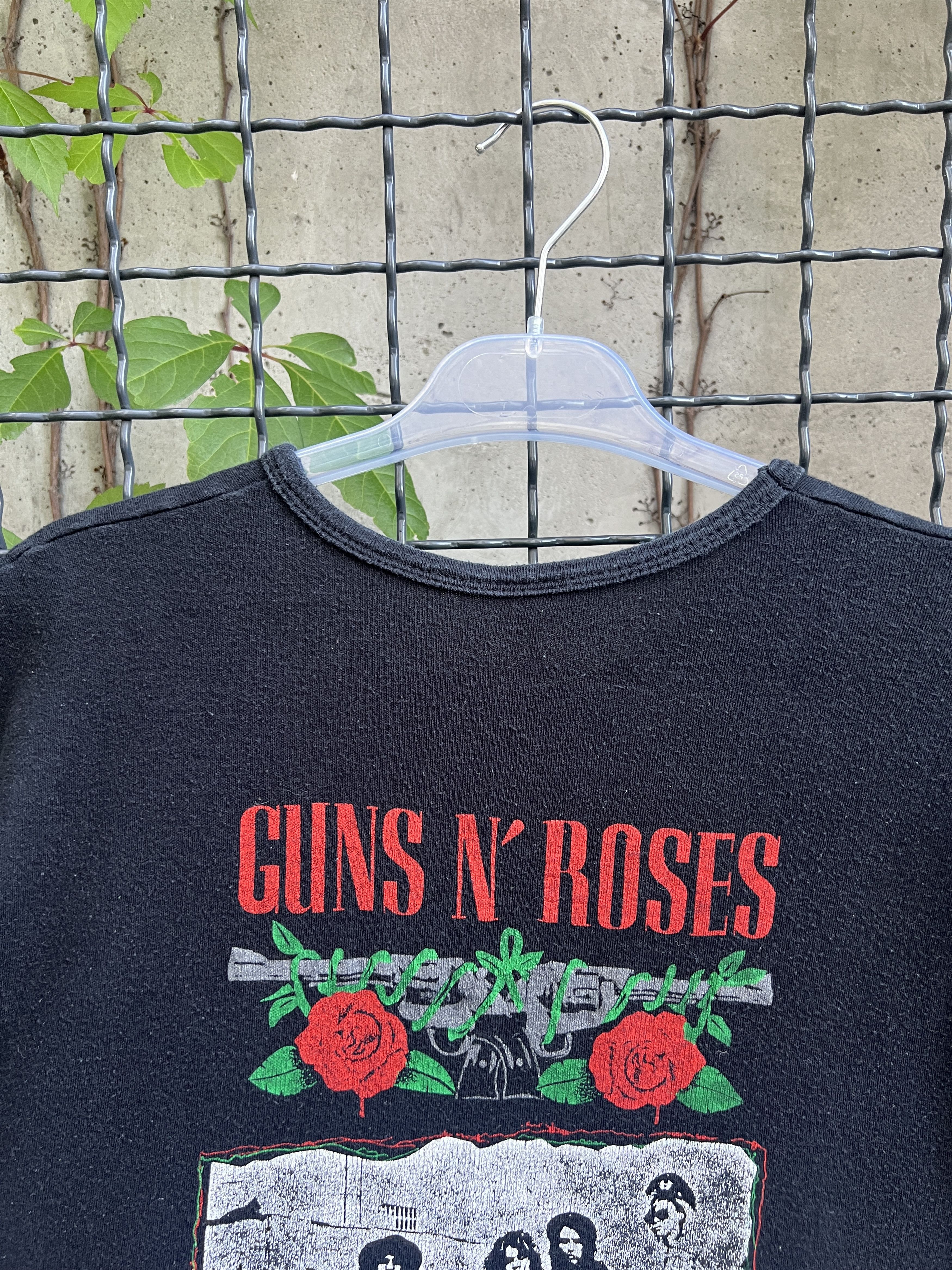 Band Tees Vintage 90s Guns N Roses Rock Band Tank Top Shirt Size US M / EU 48-50 / 2 - 9 Thumbnail