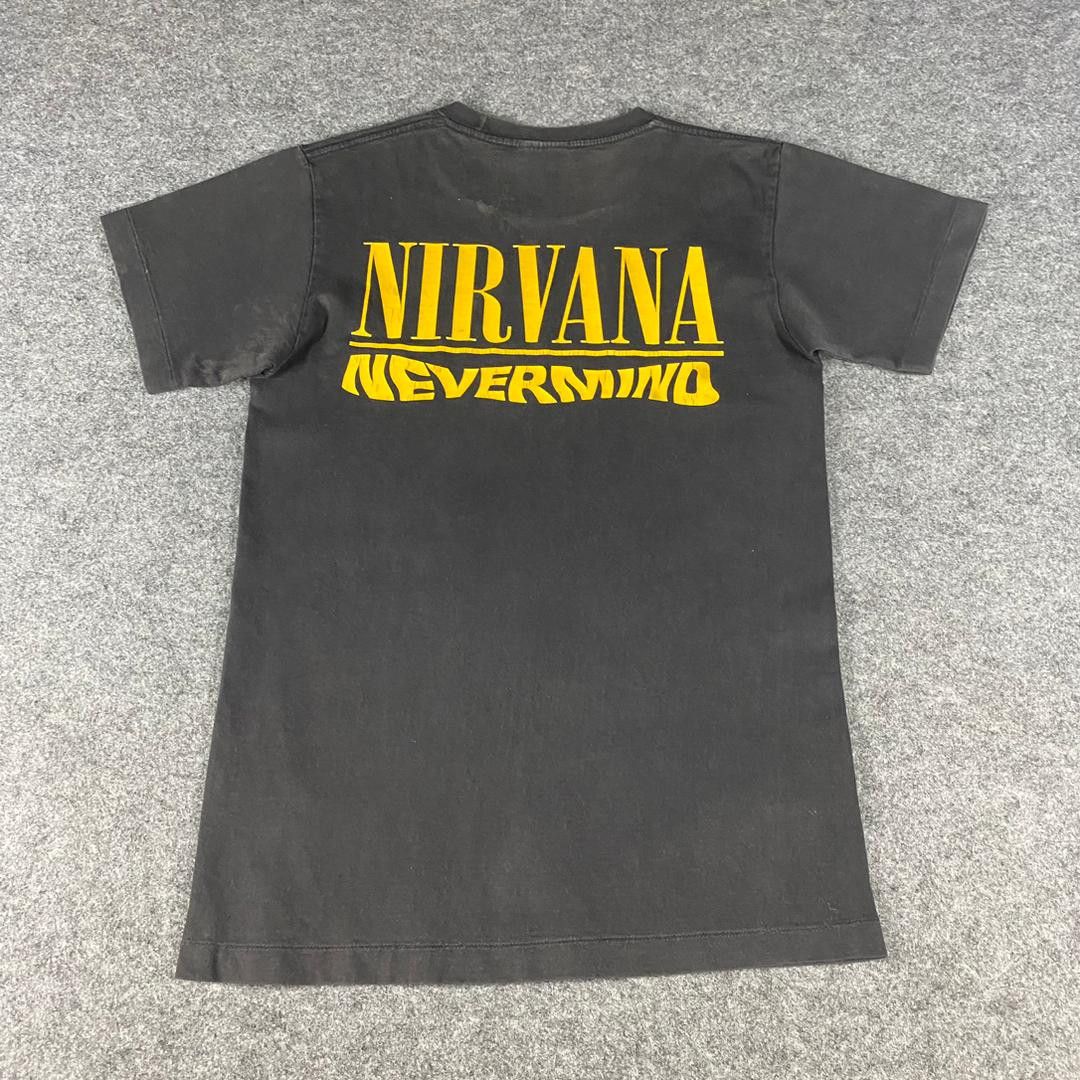 Nirvana Vintage Nirvana Nevermind Smile Tshirt Size US S / EU 44-46 / 1 - 2 Thumbnail