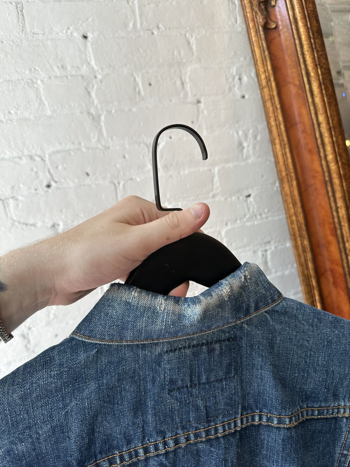 Chrome Hearts Chrome Hearts Levi’s Cross Patch Denim Jacket Size US XS / EU 42 / 0 - 11 Thumbnail