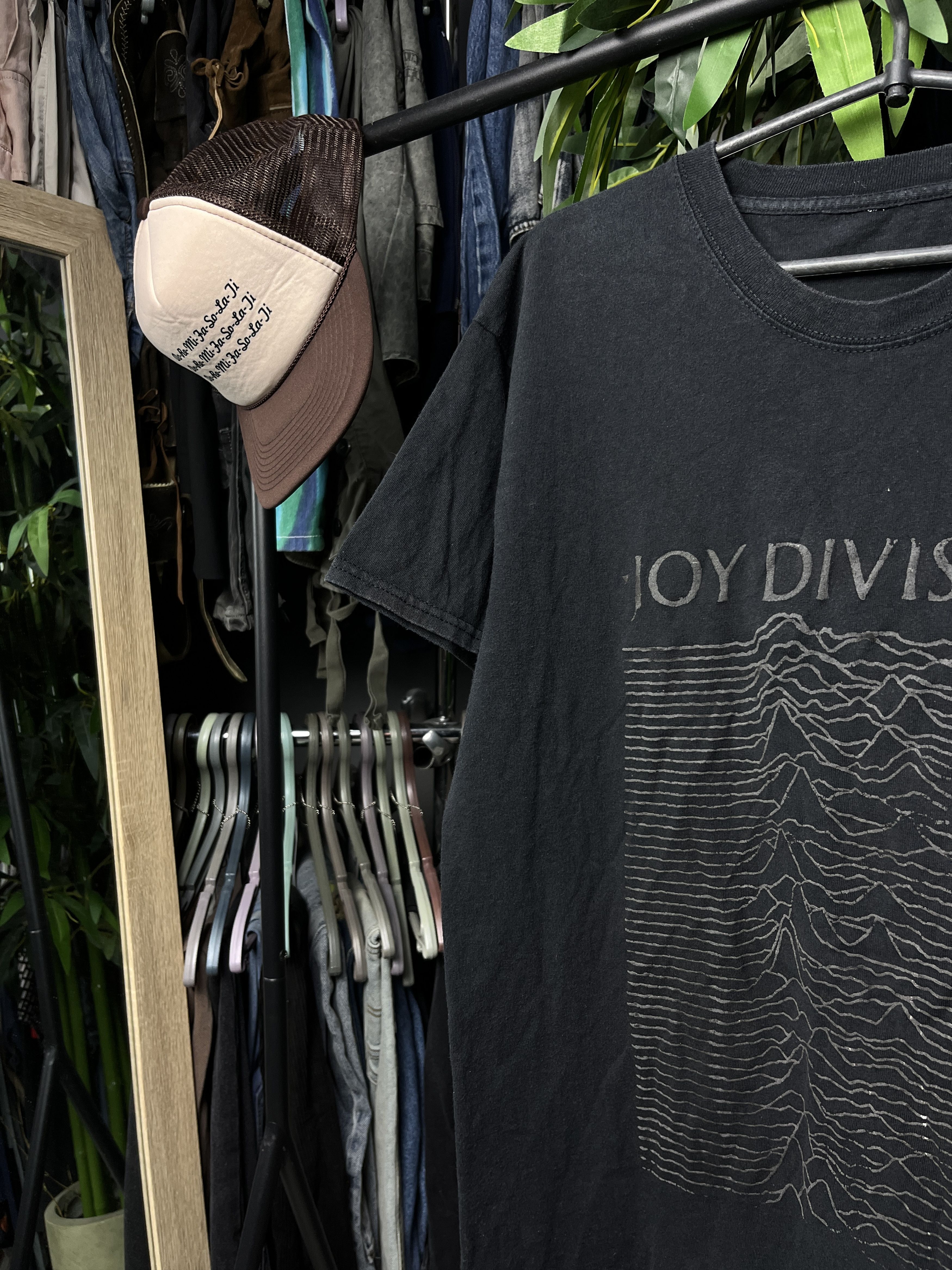 Vintage 2000s JOY DIVISION UNKNOWN PLEASURES TEE - № 963 Size US XL / EU 56 / 4 - 2 Thumbnail