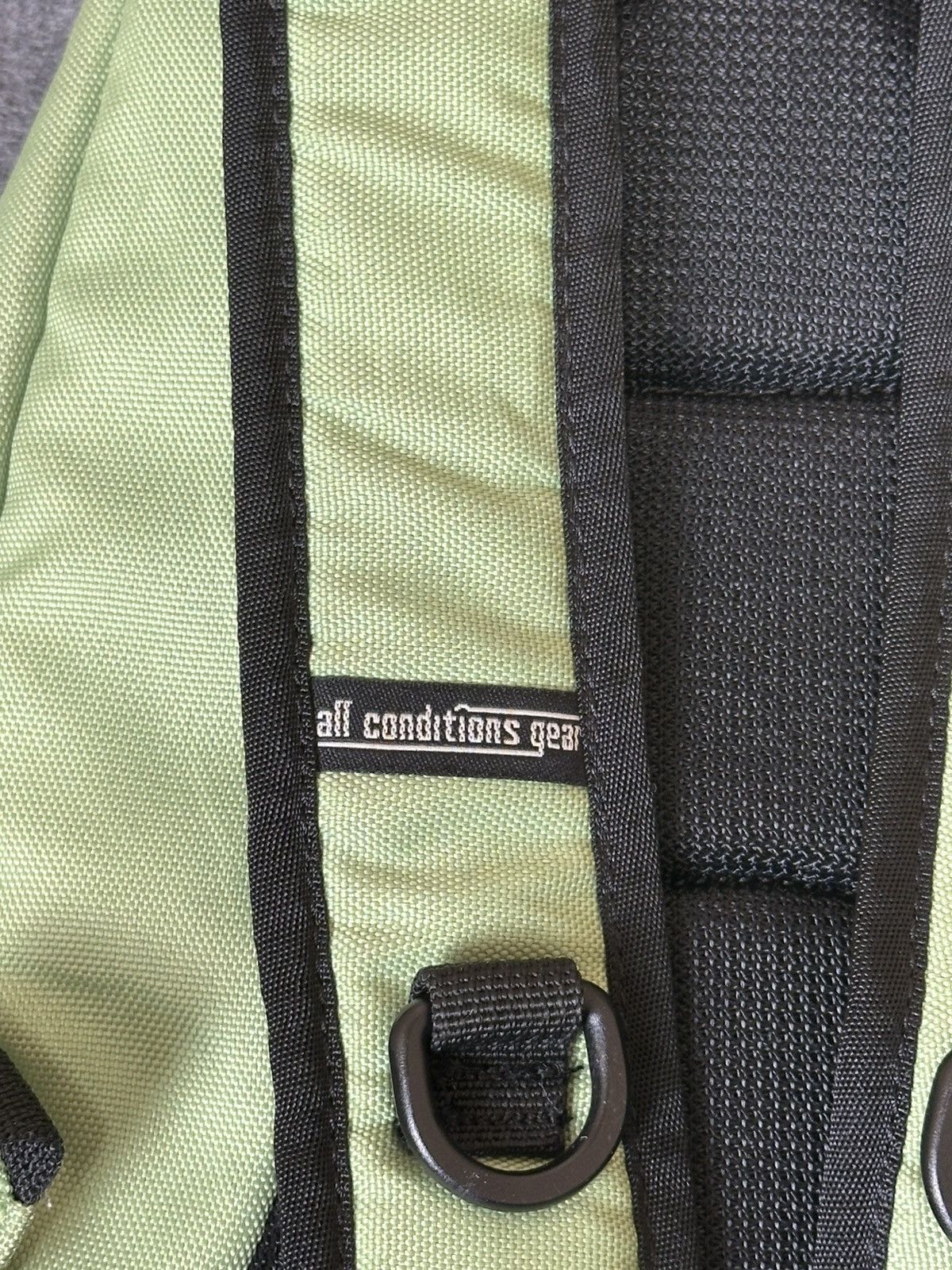 Nike ACG Nike ACG mini trail backpack with a front bungee cord system Size ONE SIZE - 18 Thumbnail