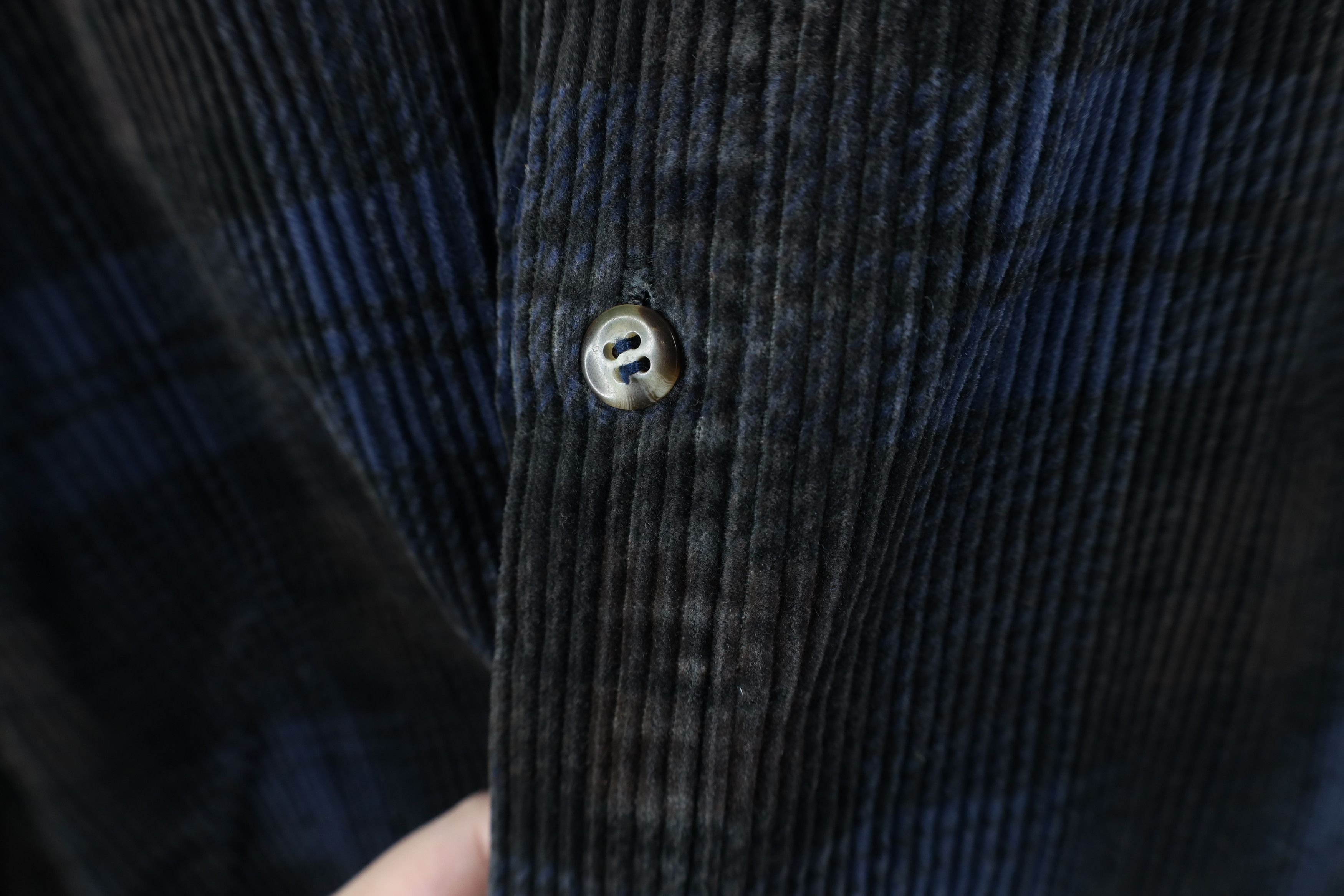 Vintage Vintage 90s Streetwear Heavy Corduroy Button Shirt Plaid Size US L / EU 52-54 / 3 - 5 Thumbnail