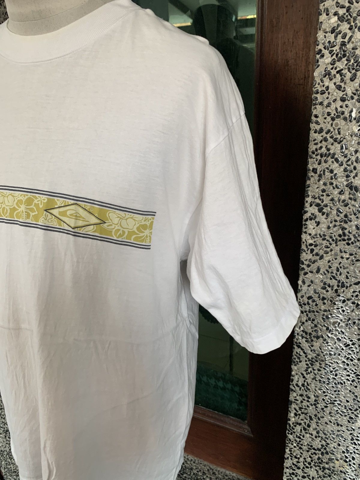 Quiksilver Vintage 90s Quiksilver Surfing / Surfboards / Surfwear Tees Size US M / EU 48-50 / 2 - 3 Thumbnail