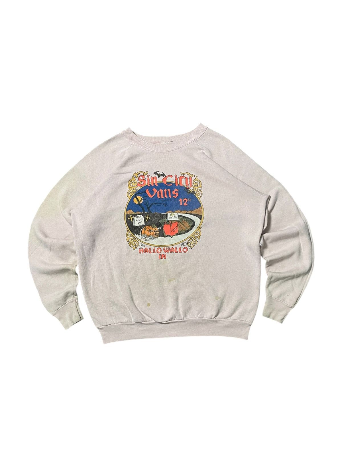 Fruit Of The Loom 90s SIN CITY VANS HALLO WALLO IN TRICK OR TREAT SWEATSHIRT Size US XL / EU 56 / 4 - 2 Thumbnail