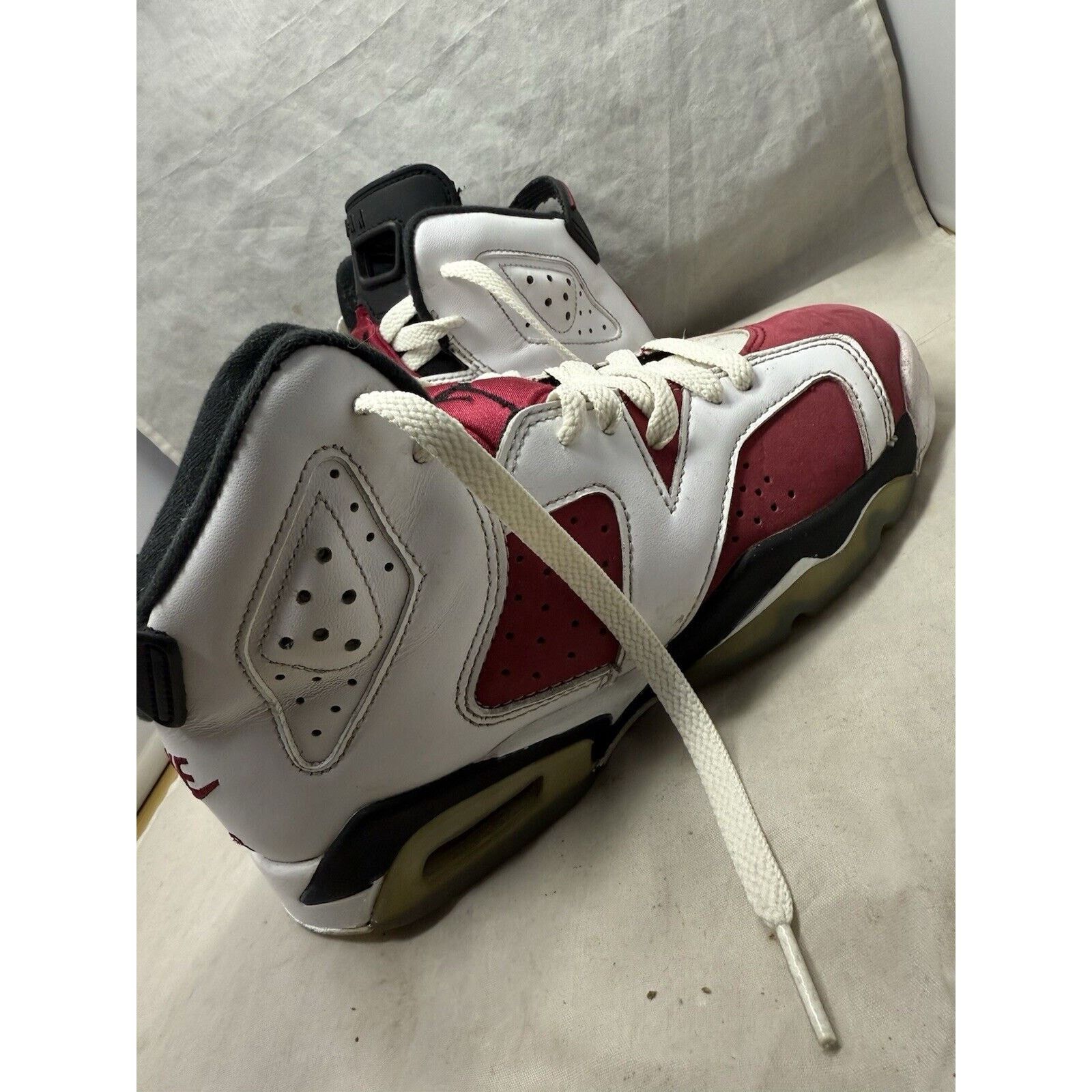 Jordan Brand Size 4.5 - Jordan 6 Retro OG Mid Carmine Size US 5 / EU 37 - 2 Thumbnail