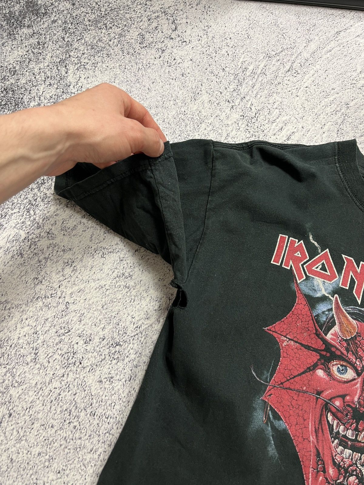 Band Tees × Iron Maiden × Vintage Vintage 2000's Iron Maiden Purgatory Tour Distressed T-shirt Size US M / EU 48-50 / 2 - 11 Thumbnail