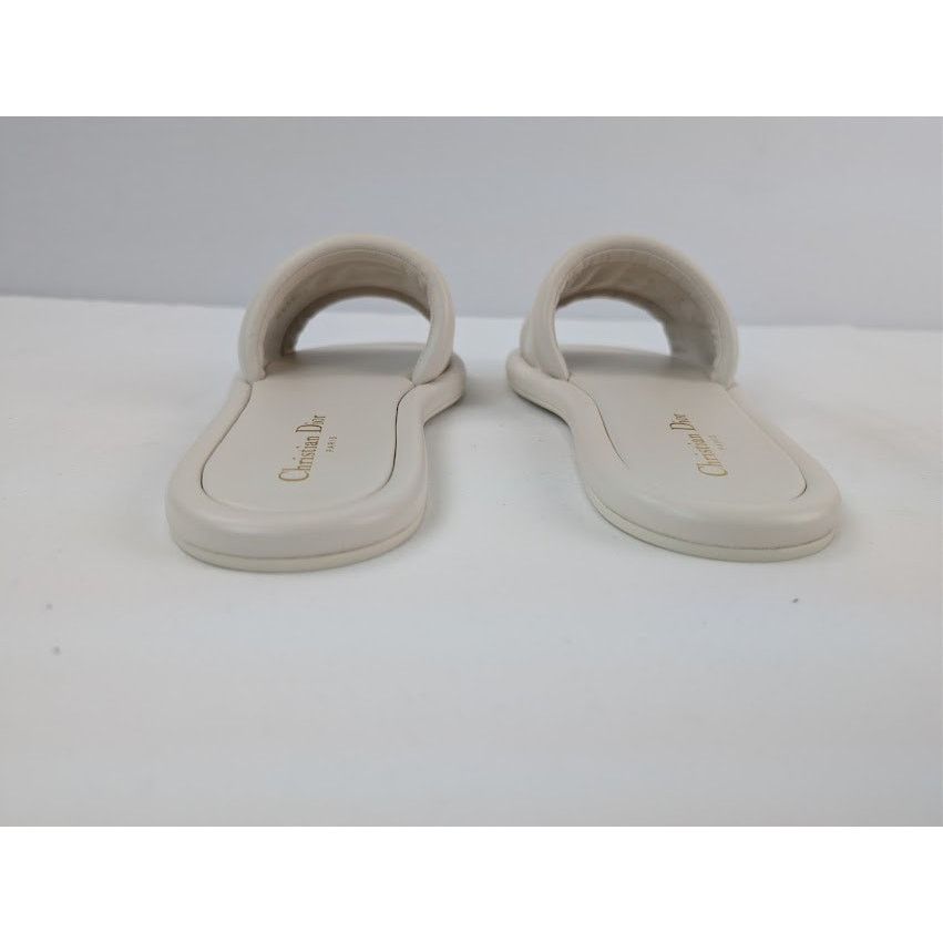 Dior o1rshd1 Every-D Embossed Lambskin Slide Sandal in Off White Size US 7 / EU 40 - 11 Thumbnail