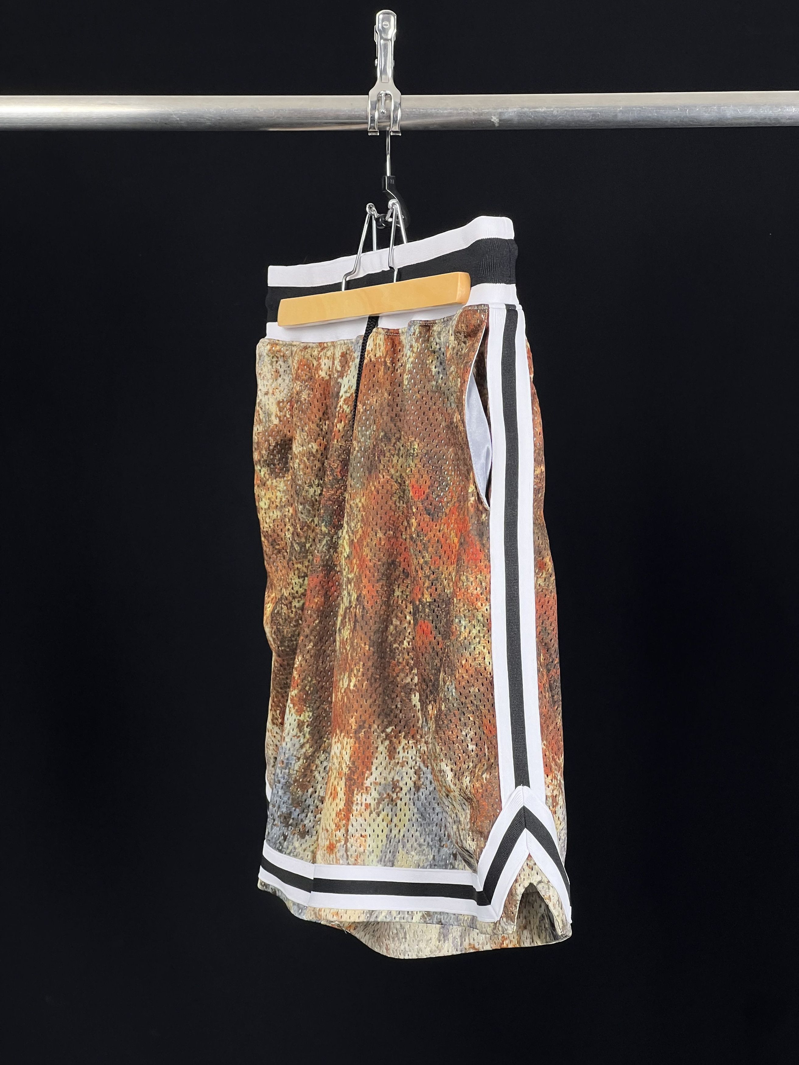 John Elliott Brand New 'Crash' Print GAME SHORTS Size S Size US 30 / EU 46 - 3 Thumbnail