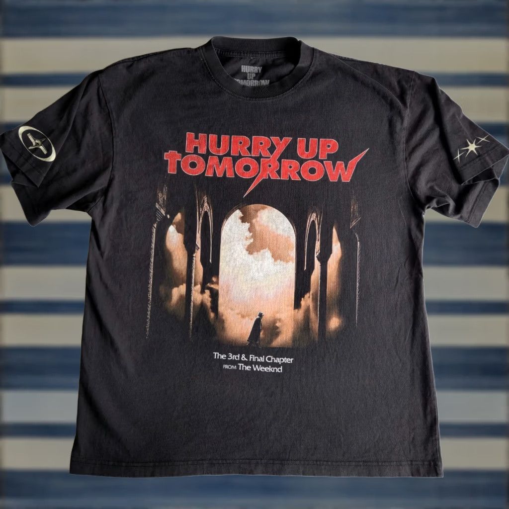 Vintage The Weeknd Hurry Up Tomorrow Tour Official Merch XO Black XL Graphic T-Shirt Tee Size US XL / EU 56 / 4 - 1 Thumbnail