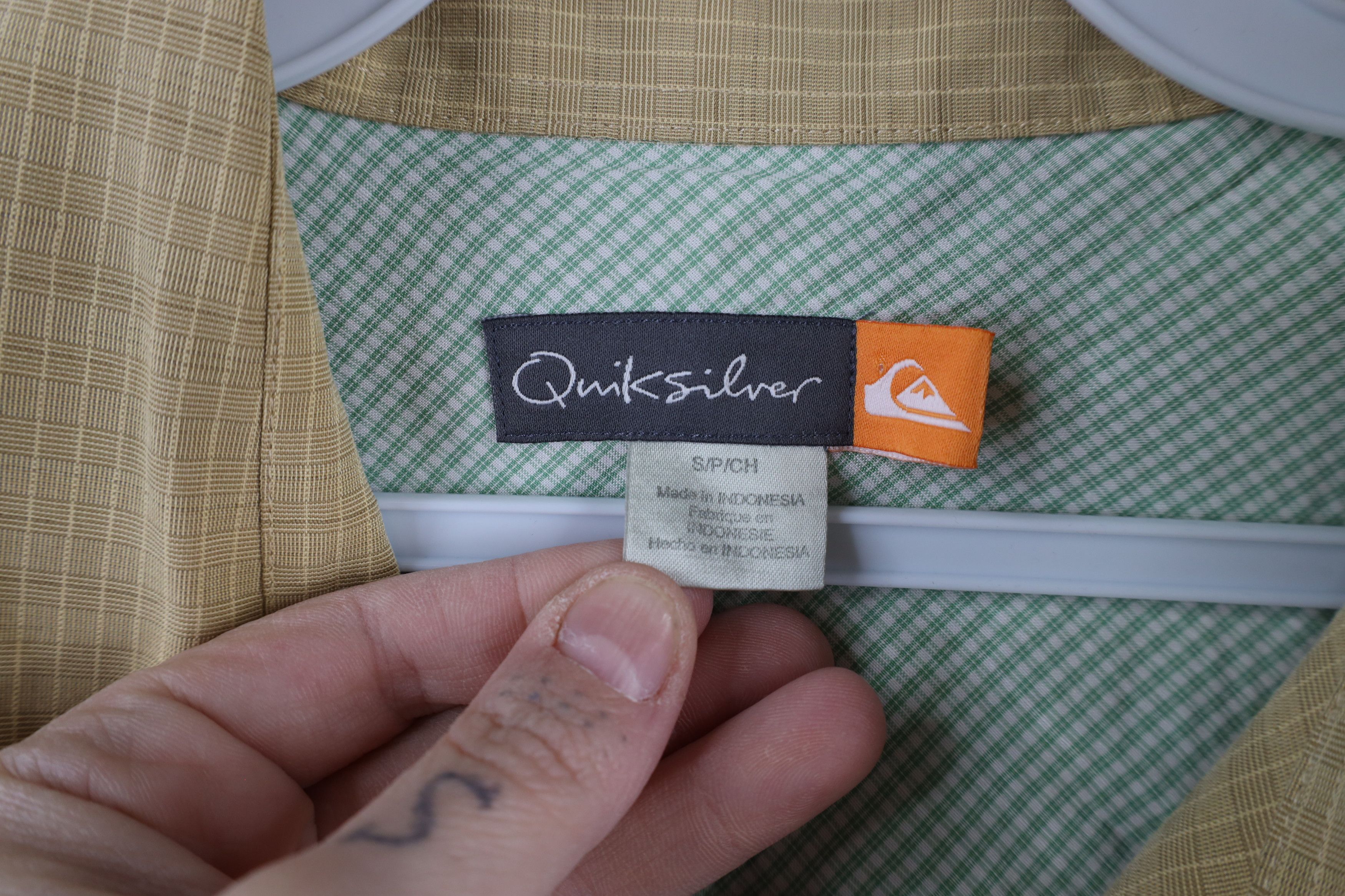 Quiksilver × Vintage Vintage 90s Y2K Quiksilver Short Sleeve Collared Shirt Size US S / EU 44-46 / 1 - 9 Thumbnail