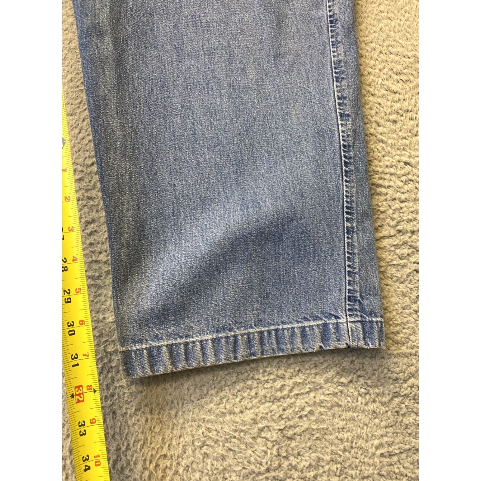 Roundtree & Yorke VINTAGE Roundtree & Yorke Men's Jeans Size 48X32 Blue Denim Relaxed Fit Inseam 30 Casual Pants Size US 32 / EU 48 - 5 Thumbnail