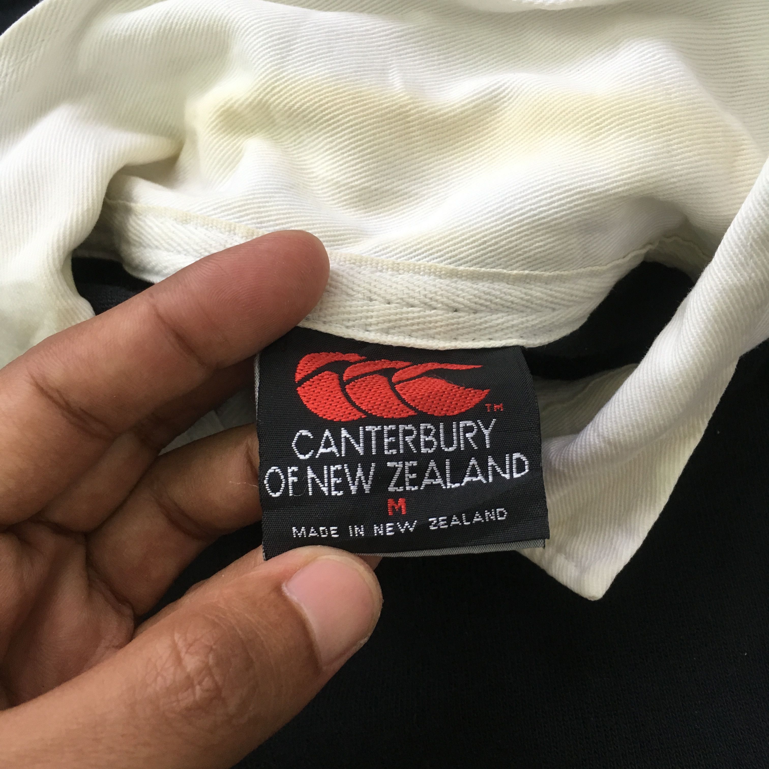 Canterbury of New Zealand Vintage 90's Canterbury Of New Zealand All Black Polo Shirt Size US M / EU 48-50 / 2 - 19 Thumbnail