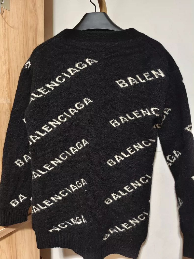 Balenciaga Balenciaga size xs Black Bullet Screen Cardigan sweater 25 Size US XS / EU 42 / 0 - 2 Thumbnail