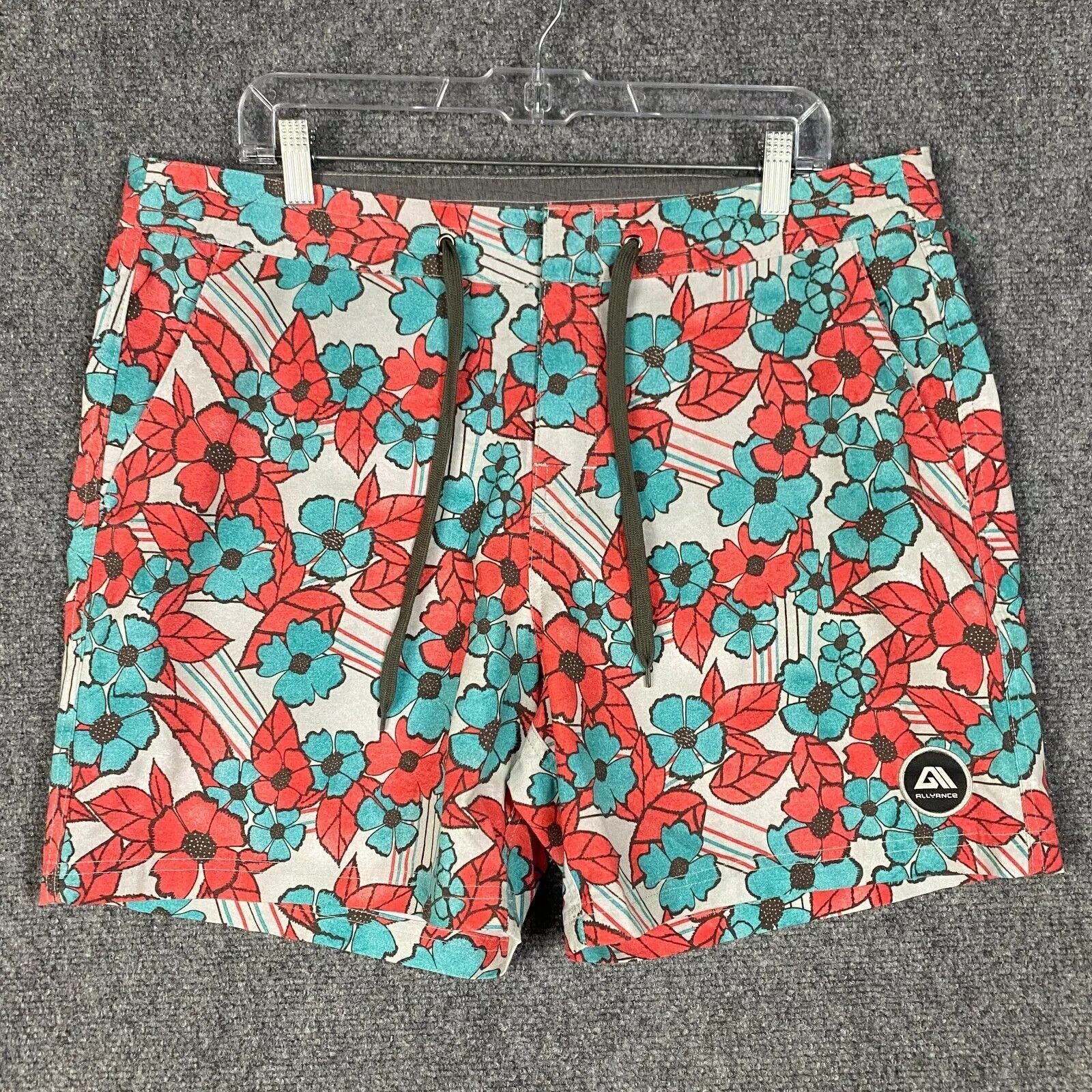 Other Allyance Board Shorts Men's Size 36 Hawaiian Floral Nylon Size US 36 / EU 52 - 1 Thumbnail