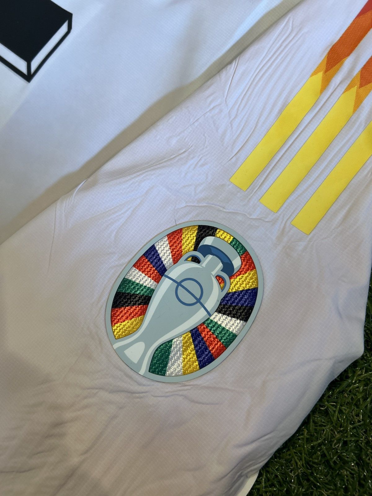 Adidas 24/25 Germany Pre-Match Jacket Size US L / EU 52-54 / 3 - 12 Thumbnail