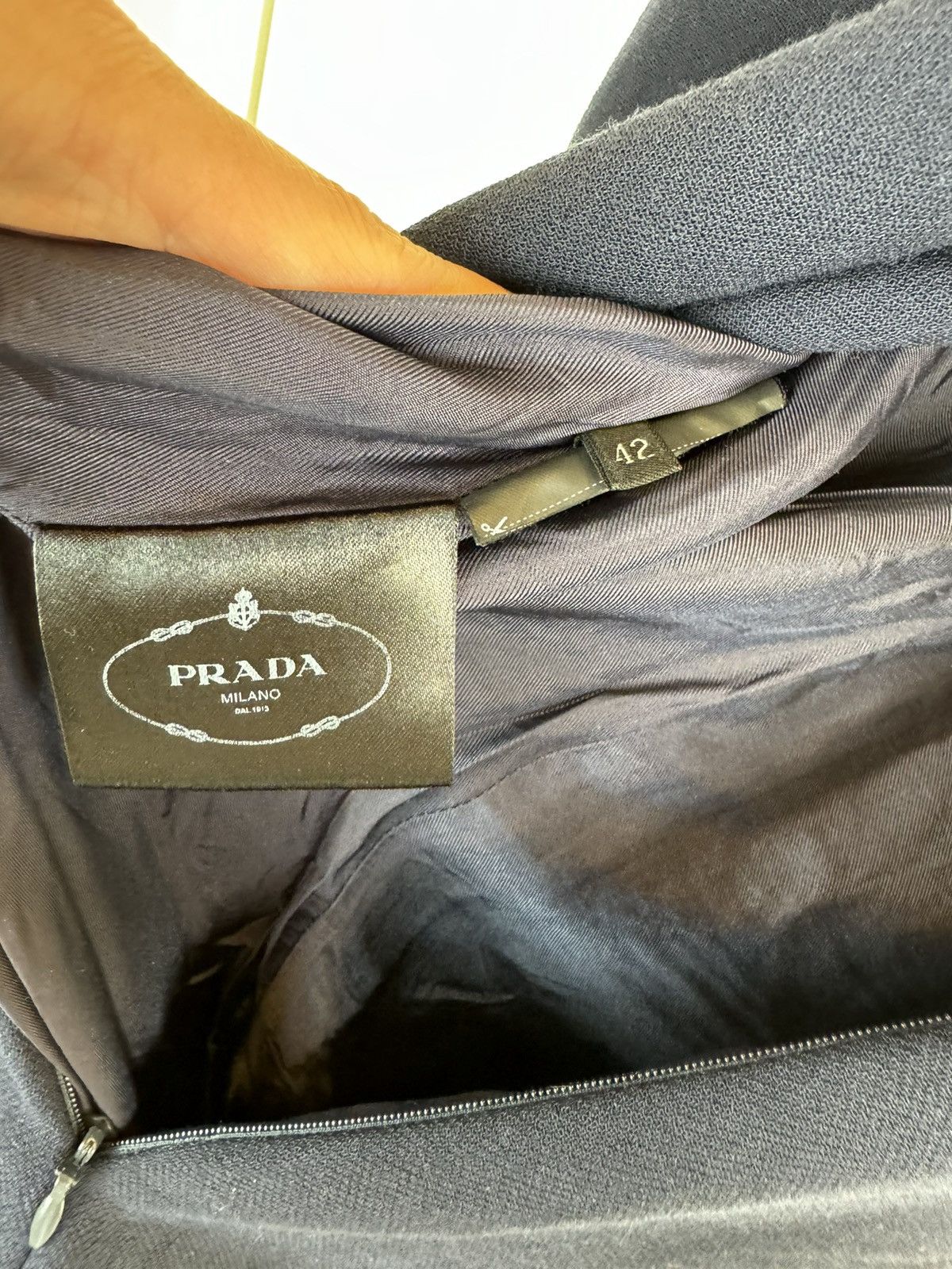 Prada Prada Wool blue midi dress gown evening casual chain collar Size M / US 6-8 / IT 42-44 - 22 Thumbnail