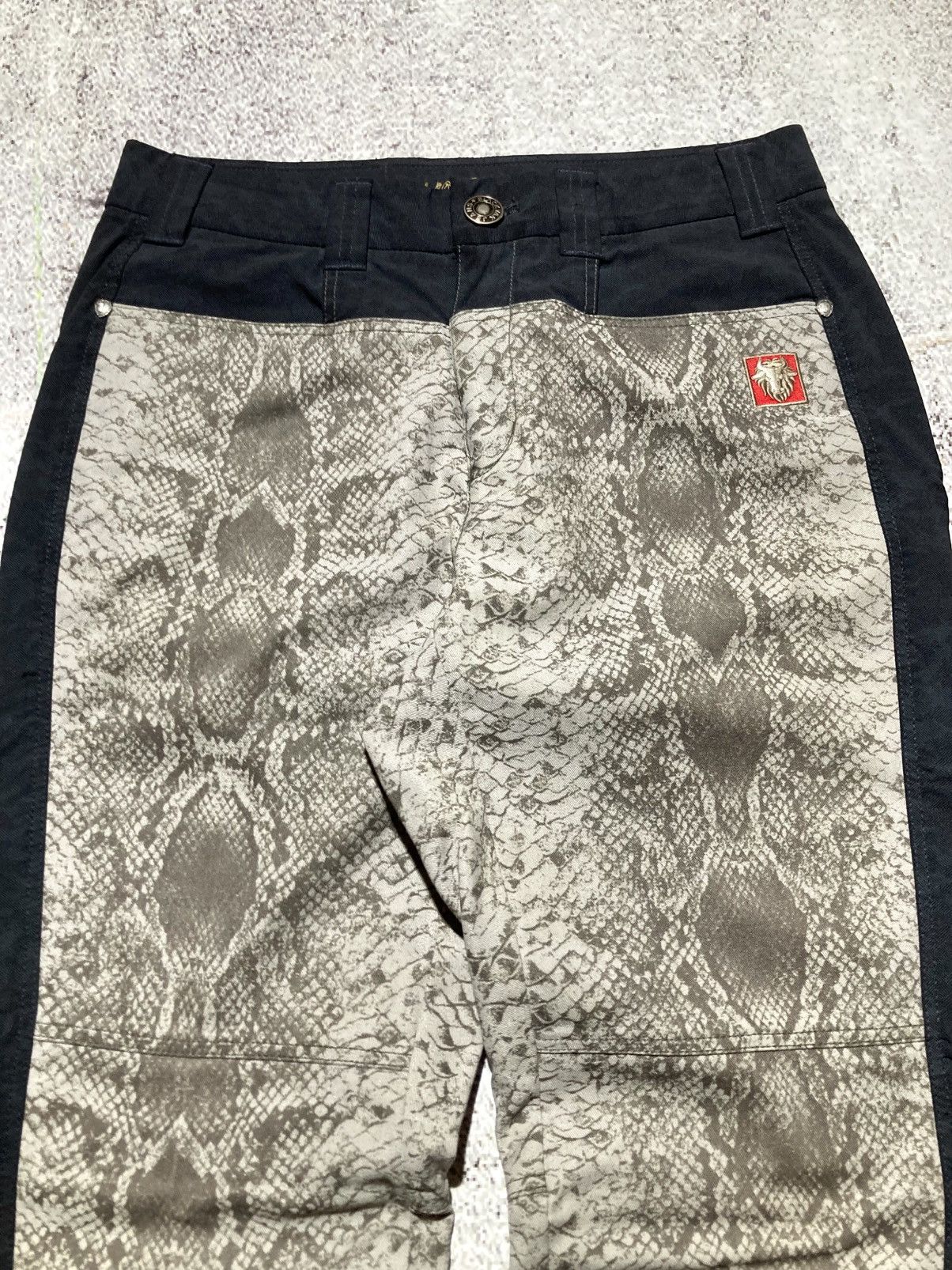 Japanese Brand 2000s BlackYak Snake Skin Pattern Nylon Outdoor Pants Size US 27 - 4 Thumbnail