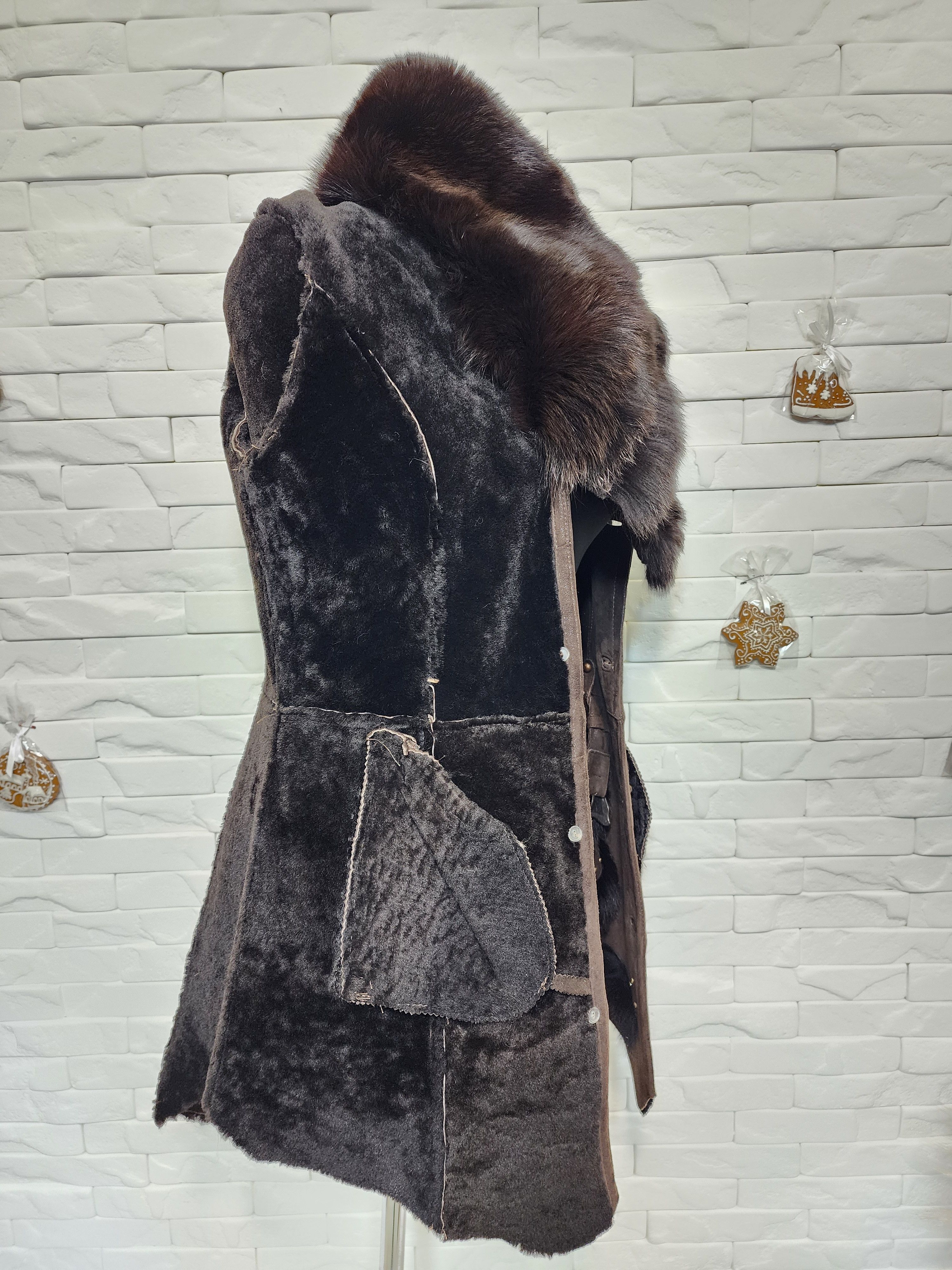Furla Women's Brown Sheepskin Coat: Genuine Fur Collar Size M / US 6-8 / IT 42-44 - 8 Thumbnail