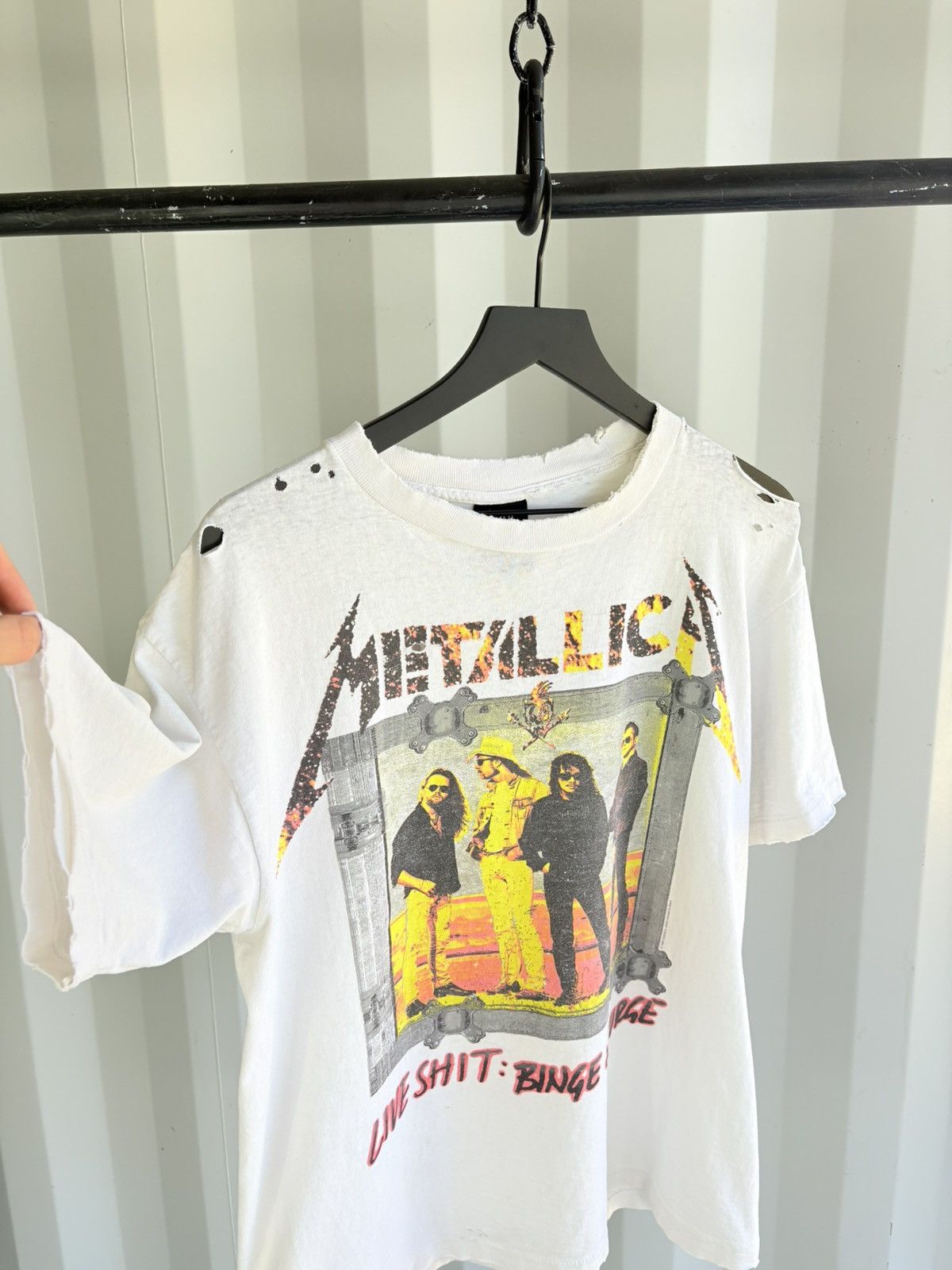 Band Tees Vintage Metallica Shirt Thrashed Faded Distressed GRUNGE Size US XL / EU 56 / 4 - 4 Thumbnail