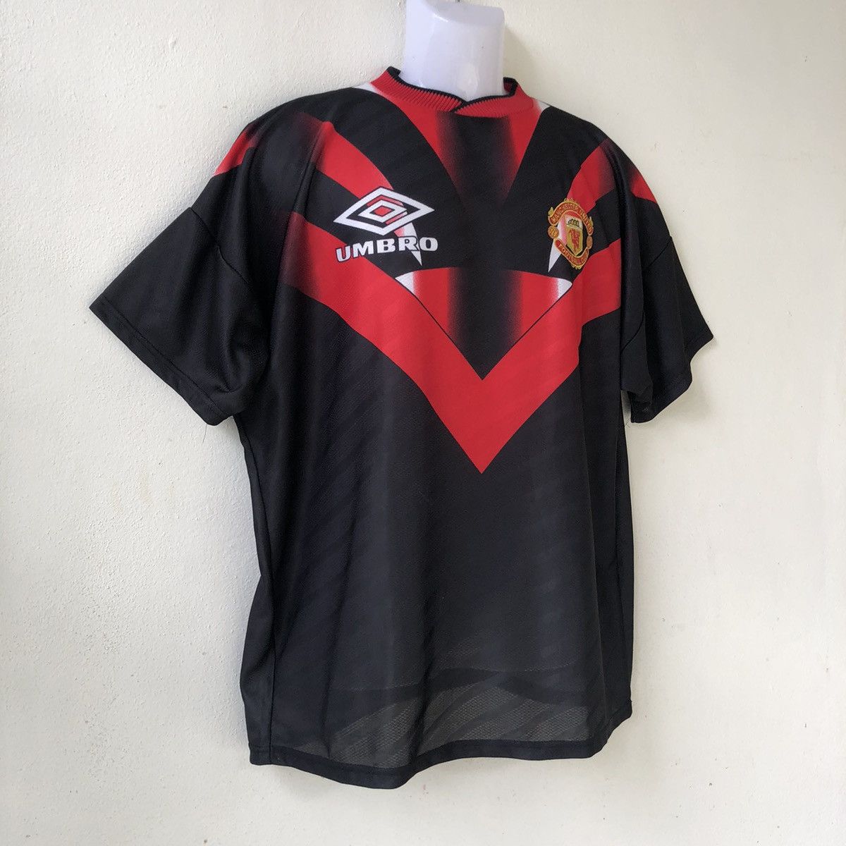 Umbro × Vintage Manchester United 1994 Vintage Umbro Training Jersey Size US L / EU 52-54 / 3 - 3 Thumbnail