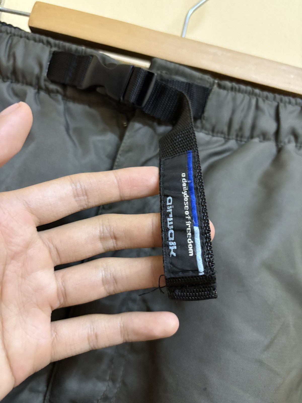 Airwalk × Vintage Vintage Y2k Airwalk Baggy Parachute Multi Pocket Pants Size US 30 / EU 46 - 8 Thumbnail