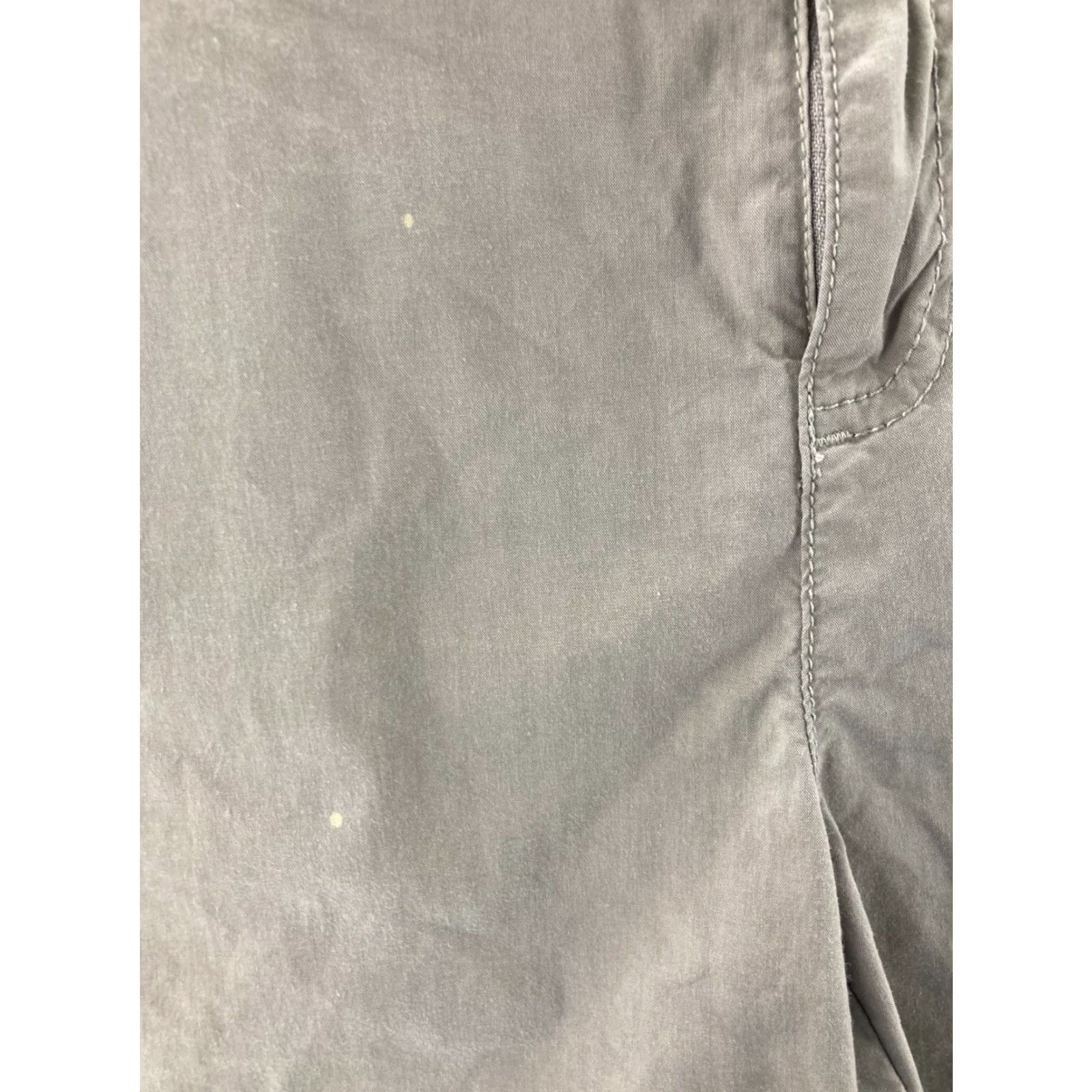 Eddie Bauer Eddie Bauer Shorts Womens 10 Beige Fit Hiking Cargo Canvas Cargo Shorts Women 10 Beige Hiking Workwear Pockets Regular Size 32" / US 10 / IT 46 - 7 Thumbnail
