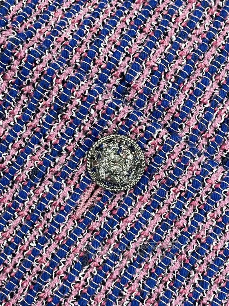 Chanel Chanel 23P Purple Tweed Coat with Crystal Buttons. Size US L / EU 52-54 / 3 - 3 Thumbnail