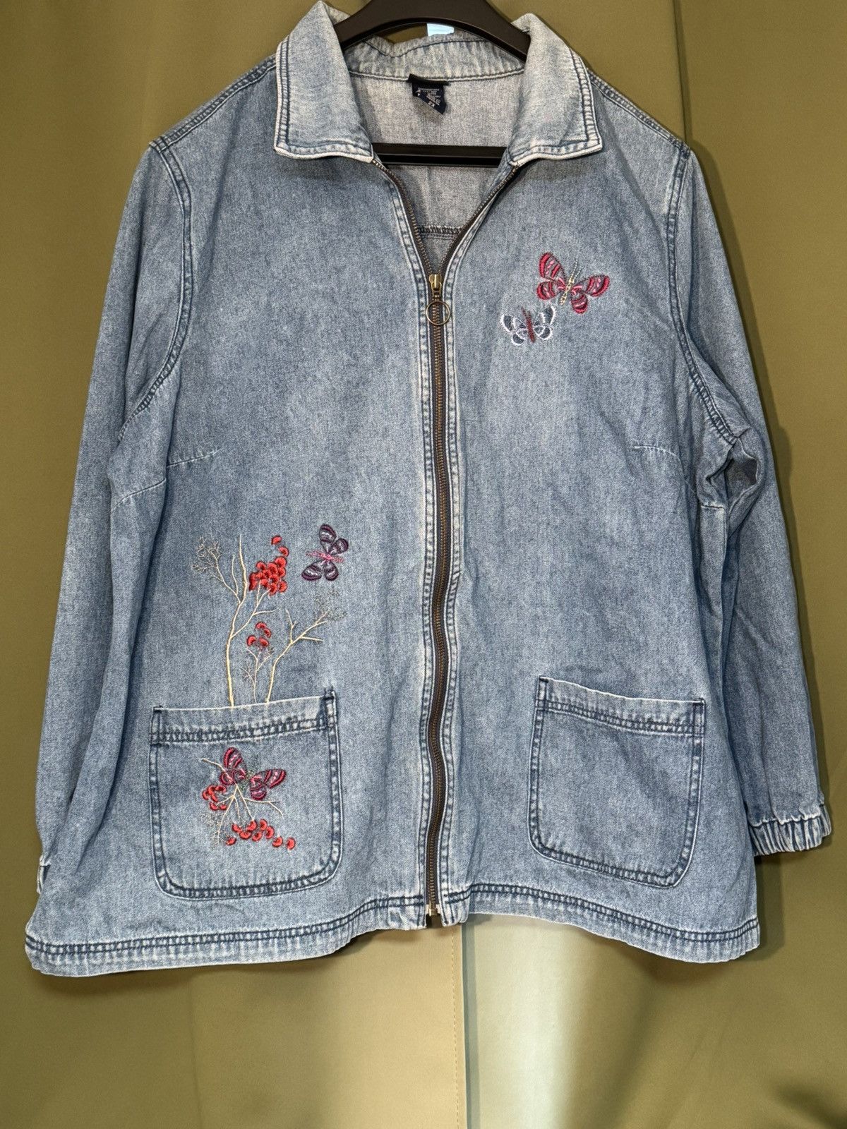 Other Embroidered jean jacket Size US XXL / EU 58 / 5 - 1 Thumbnail