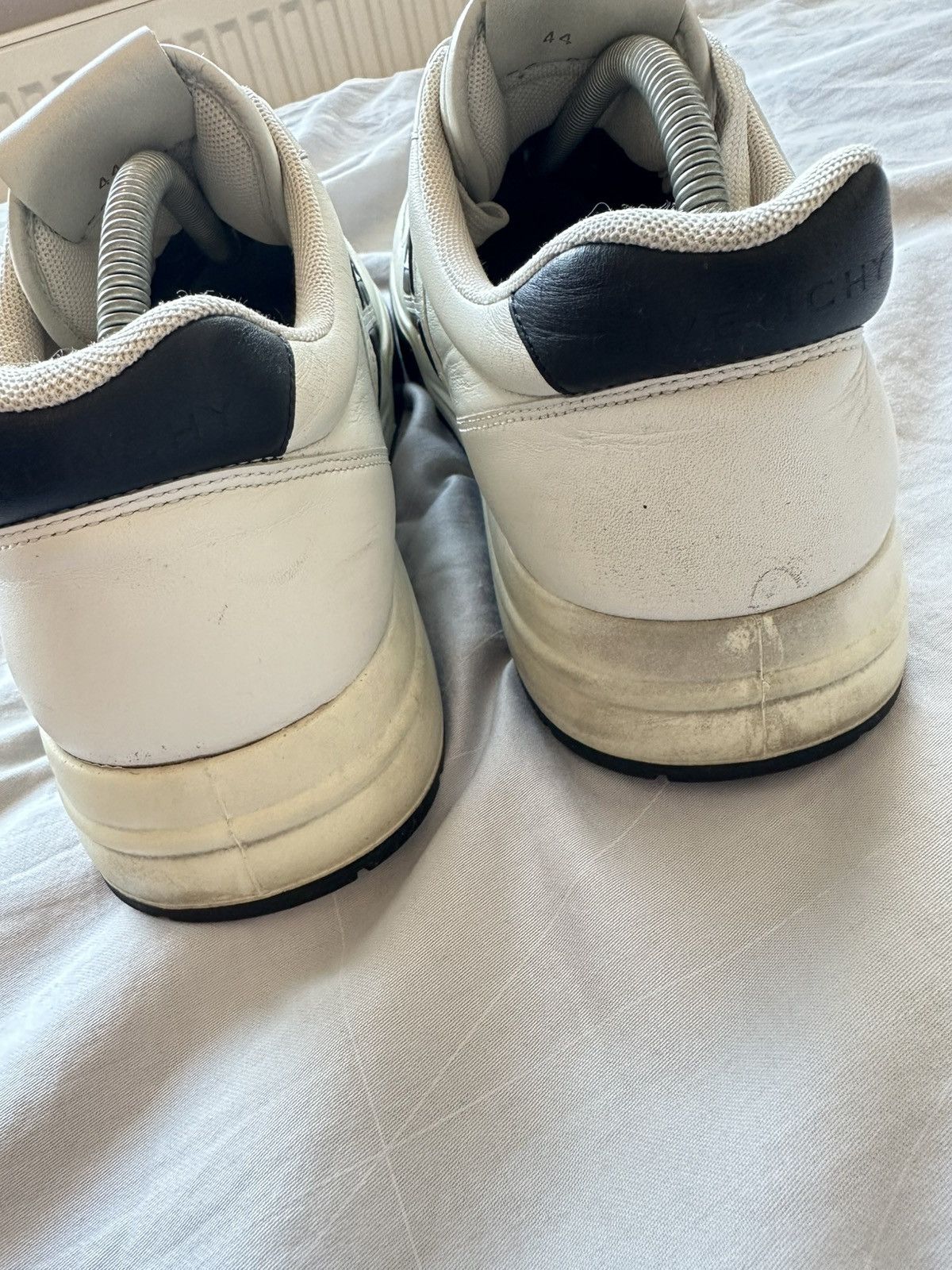 Givenchy Givenchy G4 Leather Sneakers White Size US 11 / EU 44 - 8 Thumbnail