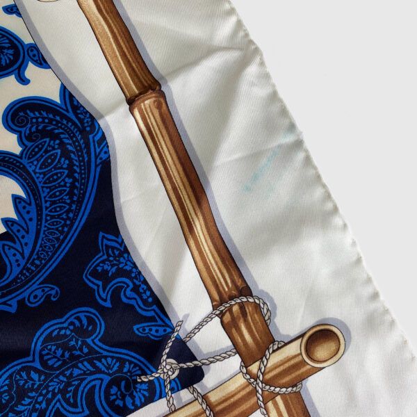 Gucci Foulard with iconic print of Gucci Size ONE SIZE - 6 Thumbnail