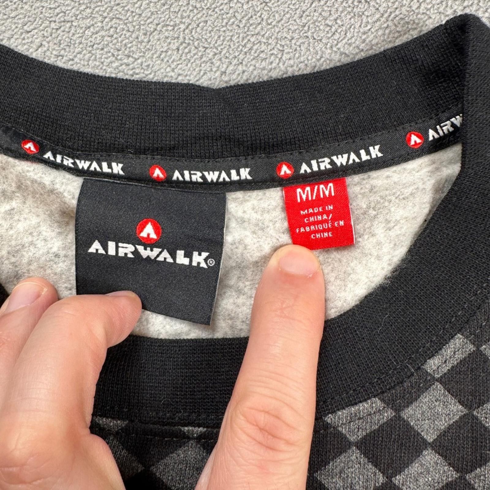 Airwalk Airwalk Mens Sweatshirt M Crewneck Long Sleeve Black Size US M / EU 48-50 / 2 - 4 Thumbnail