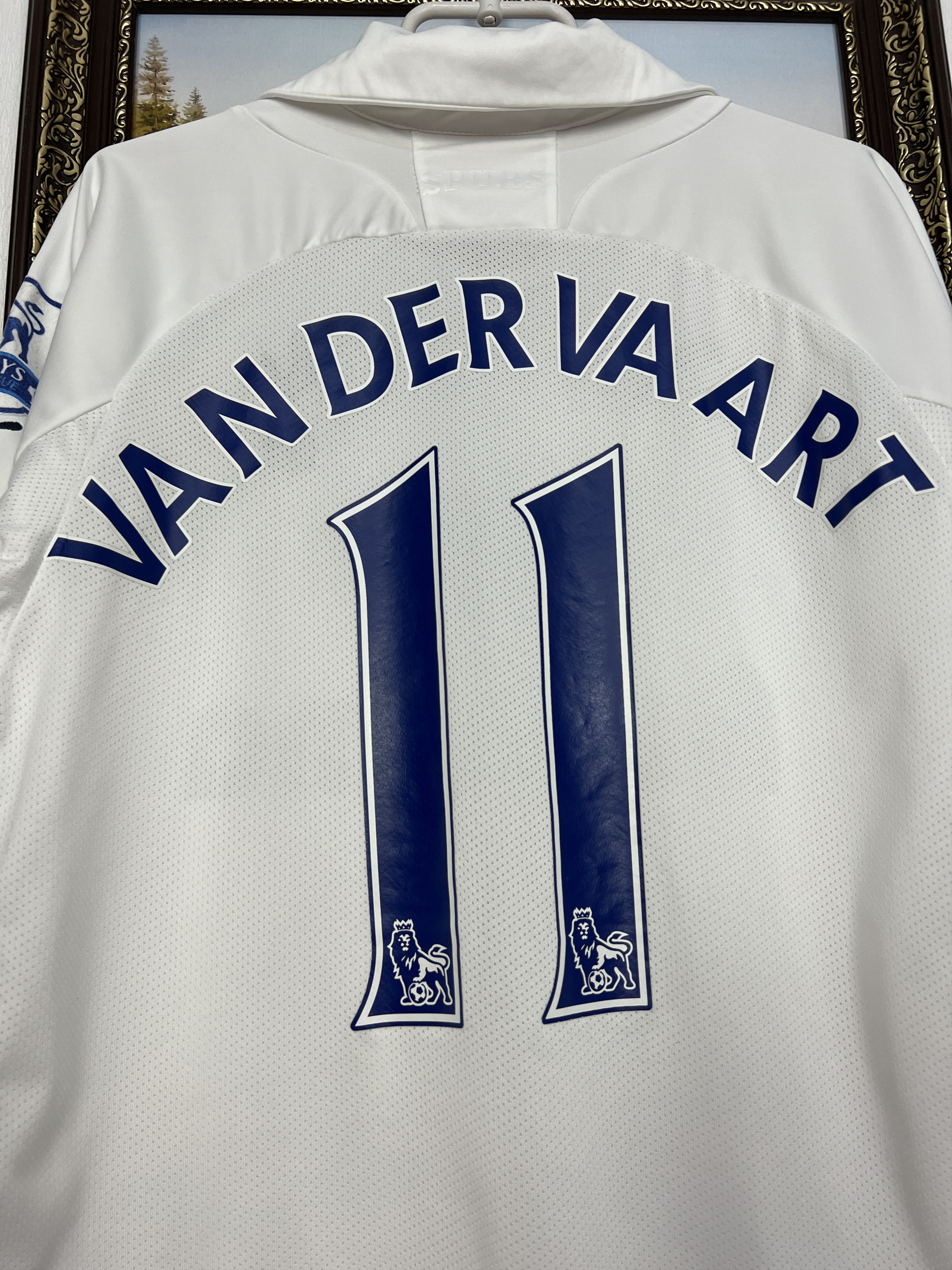 Puma Tottenham Hotspur football shirt #11 Van Der Vaart Jersey Size US M / EU 48-50 / 2 - 2 Thumbnail