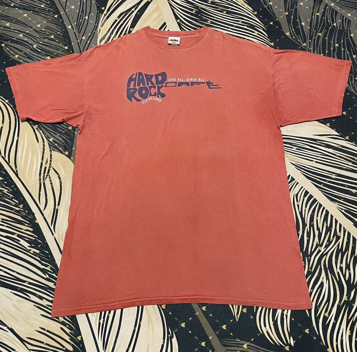 Hard Rock Cafe × Vintage Vintage Hard Rock Cleveland Shirt Size US XL / EU 56 / 4 - 1 Thumbnail