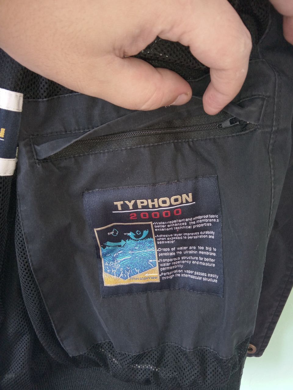 Paul & Shark Vintage Typhoon 20000 Paul & Shark Bomber Jacket Size US XL / EU 56 / 4 - 8 Thumbnail