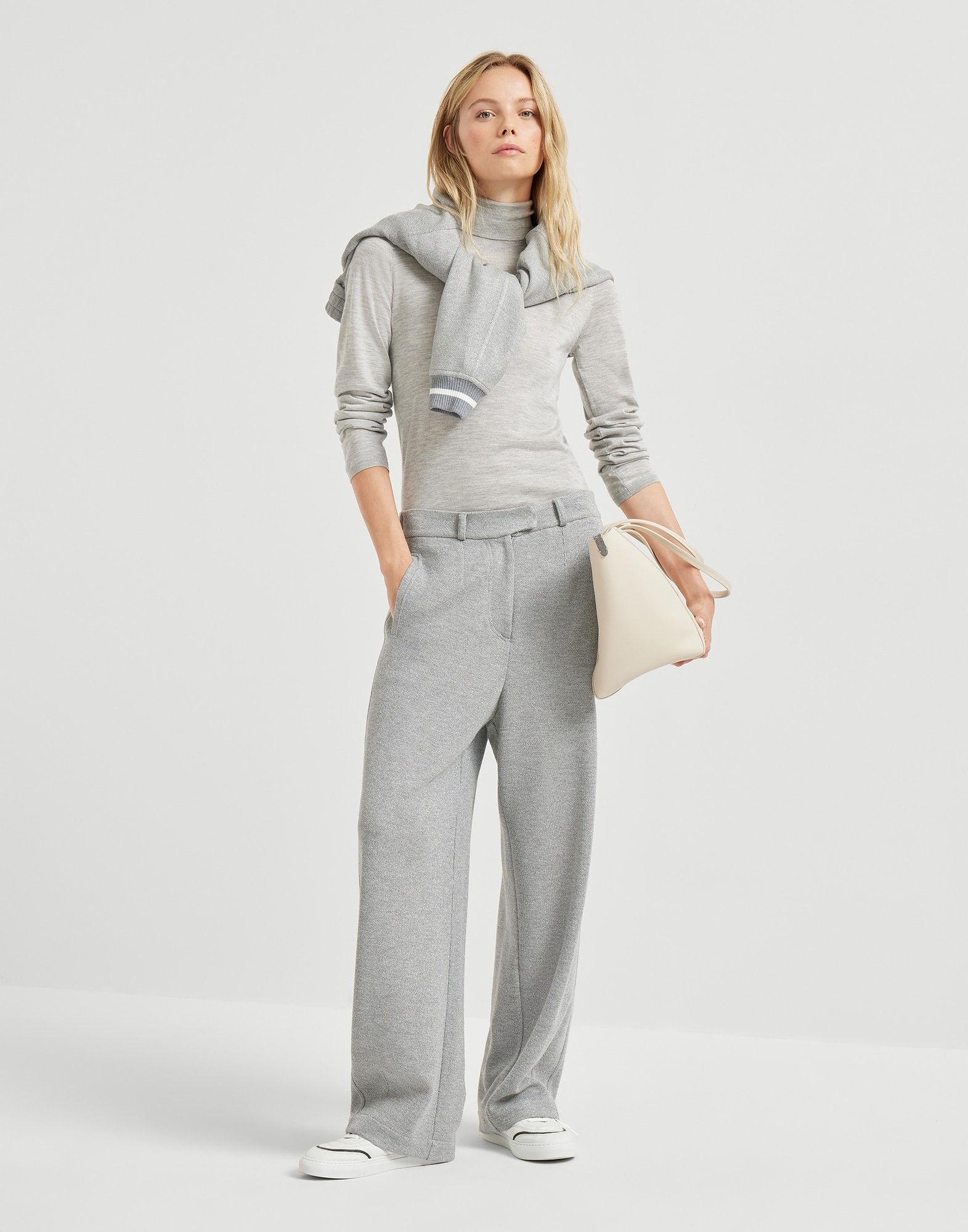 Brunello Cucinelli o1y0825 Turtleneck Cashmere Blend Sweater in Light Gray Size XS / US 0-2 / IT 36-38 - 5 Thumbnail