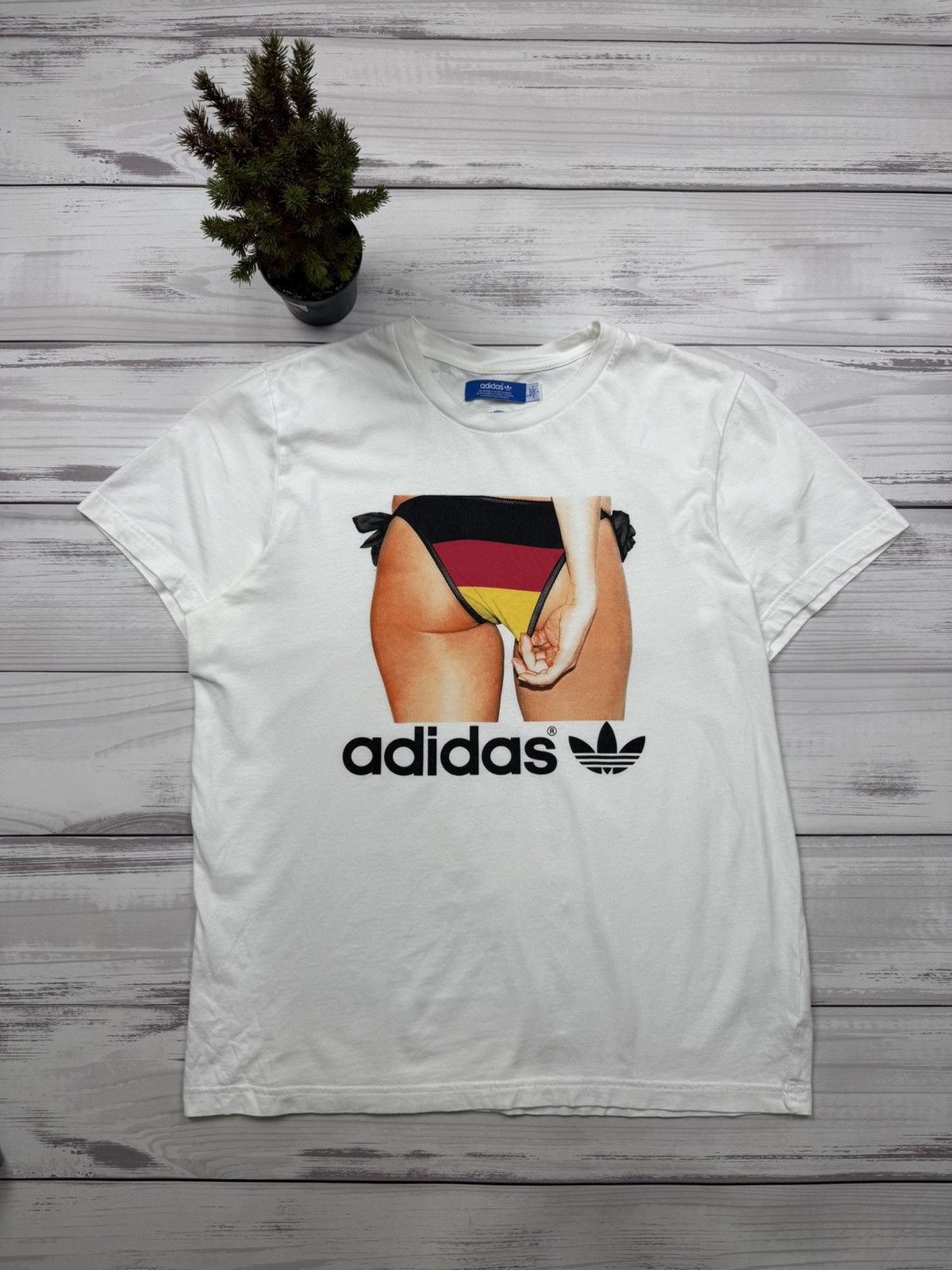 Adidas Adidas Originals German Flag Panties 40 years Trefoil Size US L / EU 52-54 / 3 - 1 Thumbnail