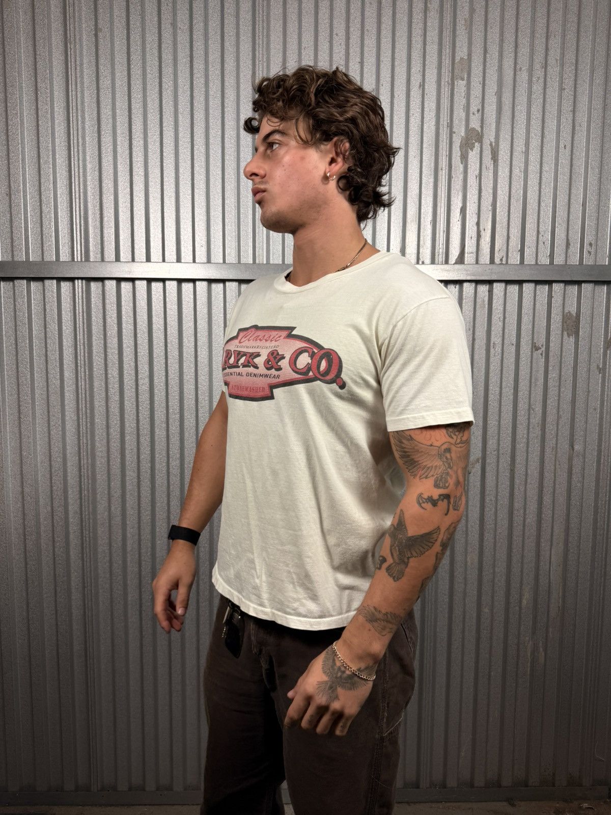 Other Vintage Marryk & Co Stone Wash Denim Faded Cropped Tee Shirt Size US L / EU 52-54 / 3 - 2 Thumbnail