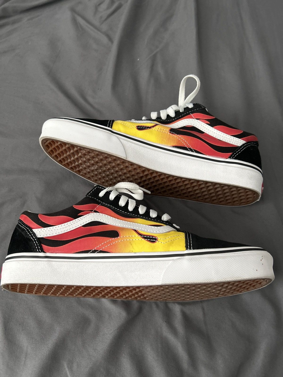 Vans (Flame) Black/Black/TriWhite Size US 11 / EU 44 - 2 Thumbnail