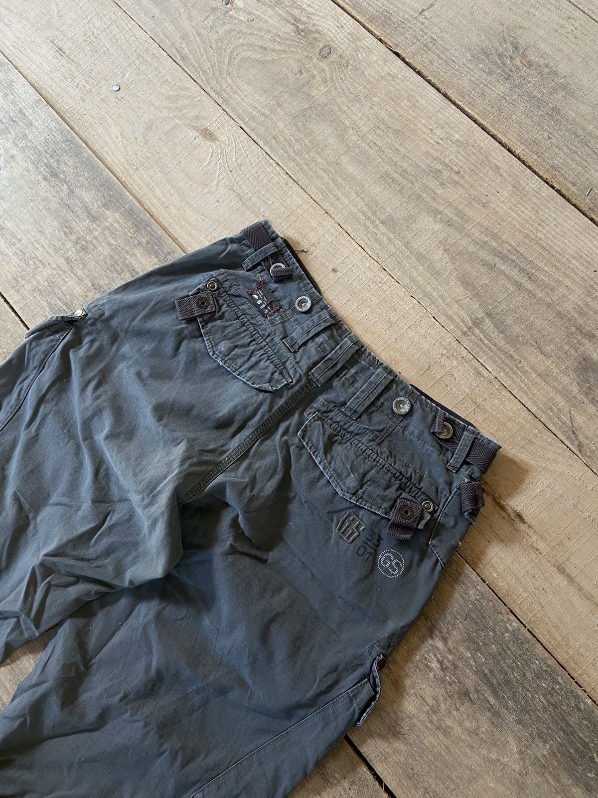 G-Star × Vintage Vintage GstarRaw y2k cargo pants Size US 32 / EU 48 - 4 Thumbnail