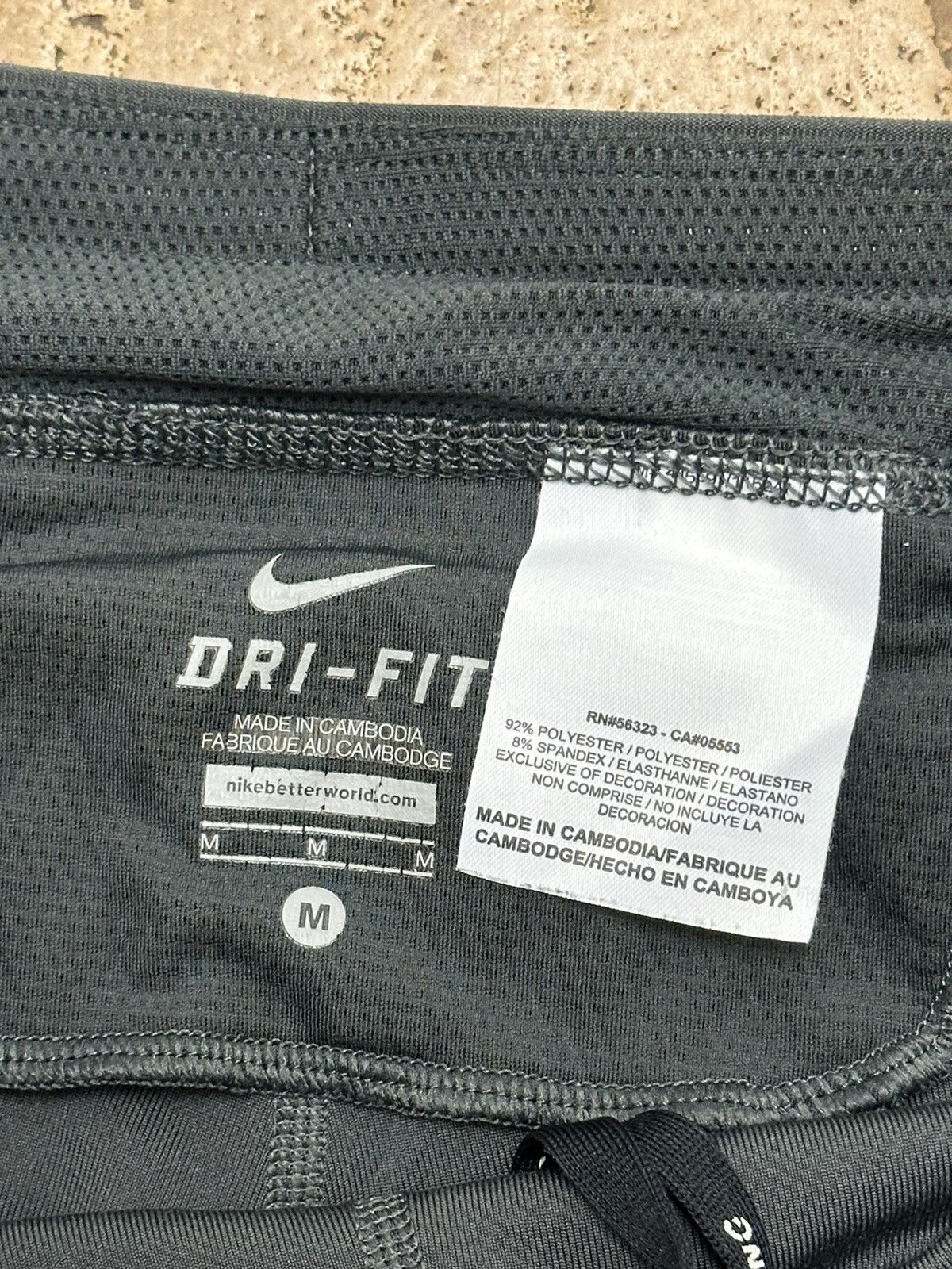 Nike Nike Just Do It Women’s Running Capri Pants Stretch Athletic Size 26" / US 2 / IT 38 - 4 Thumbnail