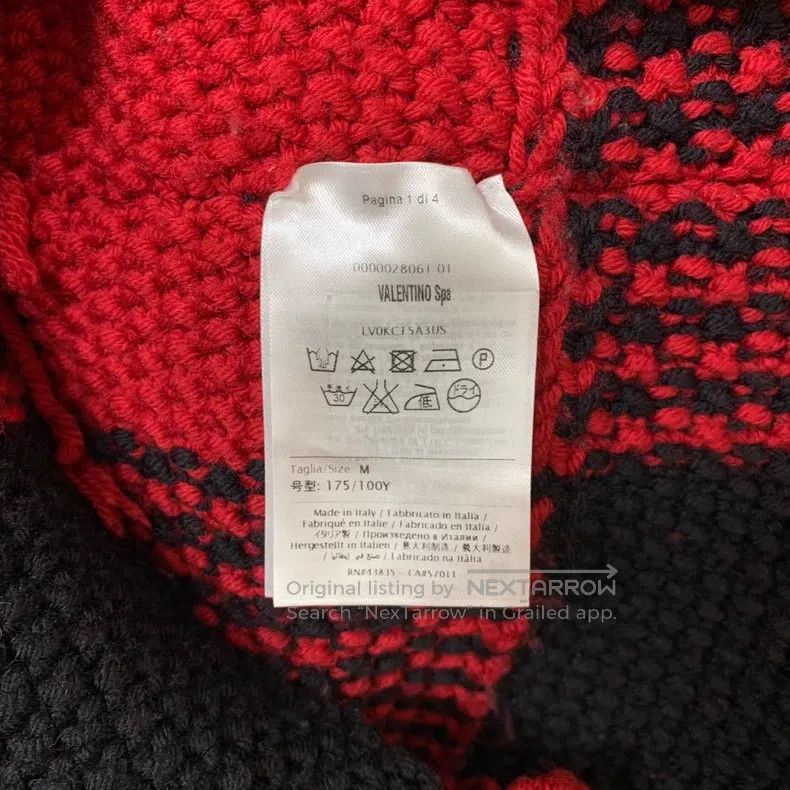 Valentino Valentino Black and red plaid sweater Size US M / EU 48-50 / 2 - 4 Thumbnail