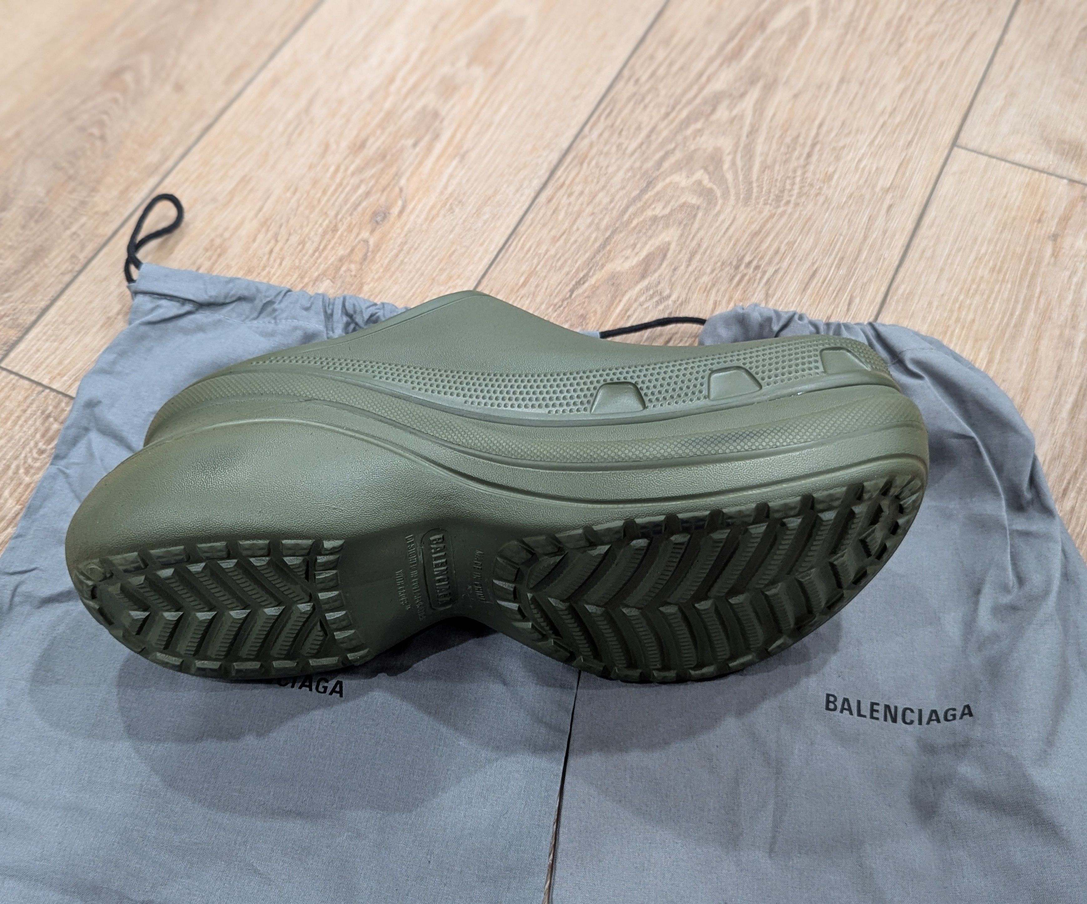 Balenciaga Balenciaga Chunky Slip On Clogs Khaki 43 US 10 Size US 10 / EU 43 - 9 Thumbnail